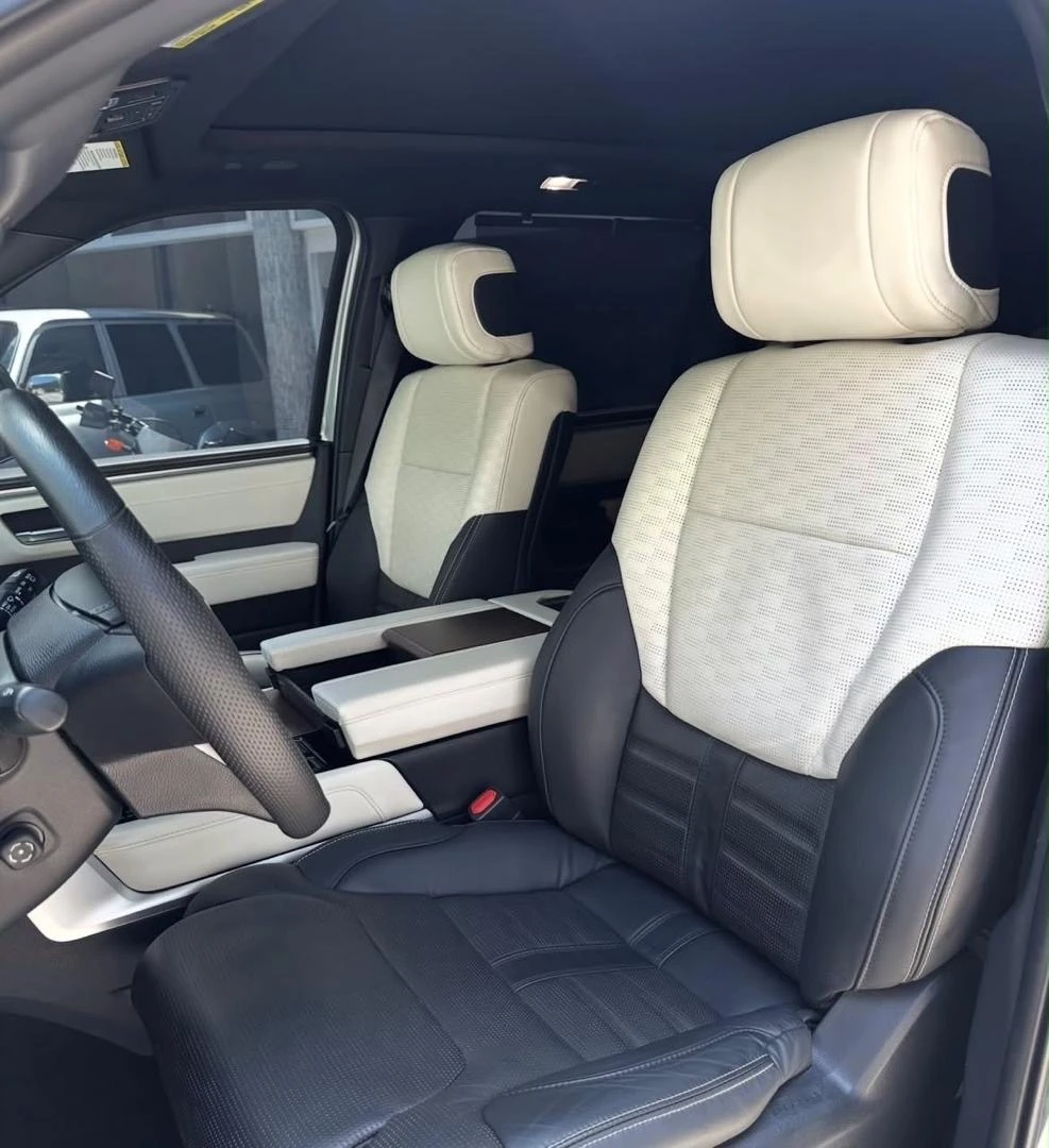 2023 Toyota Sequoia Capstone — foto 9