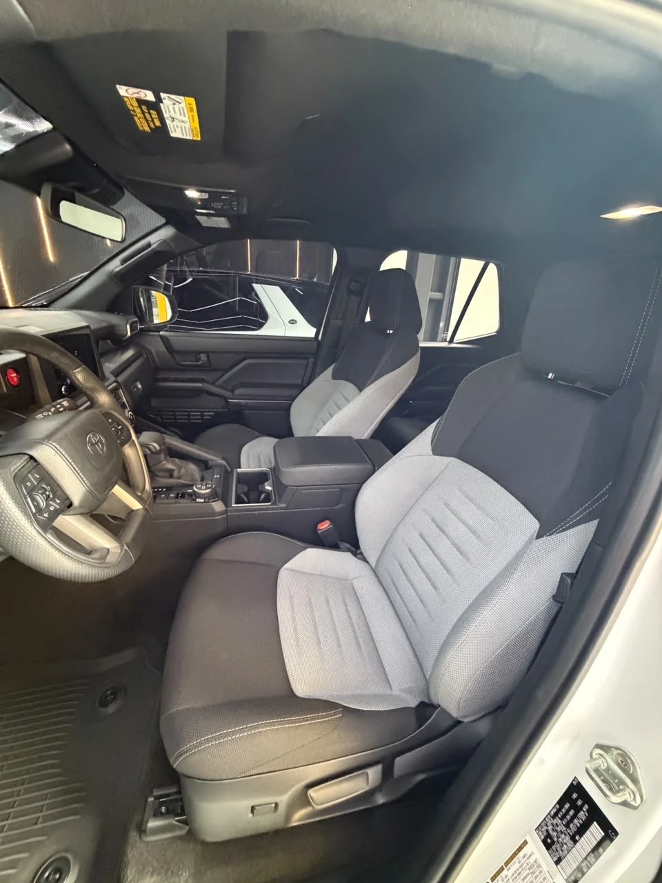 2025 Toyota 4Runner Trd off road — foto 8