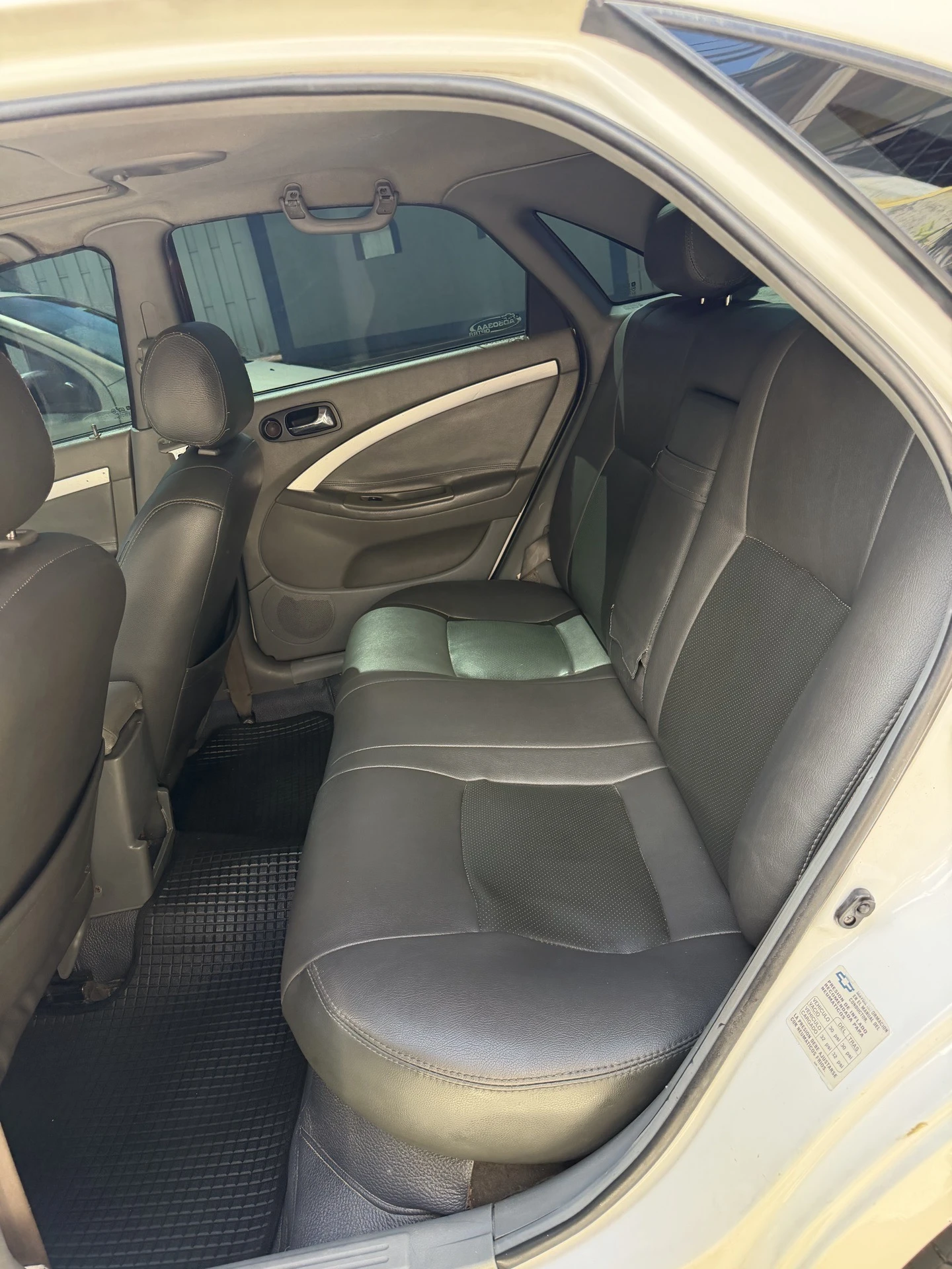 2011 Chevrolet Optra Advanced — foto 6