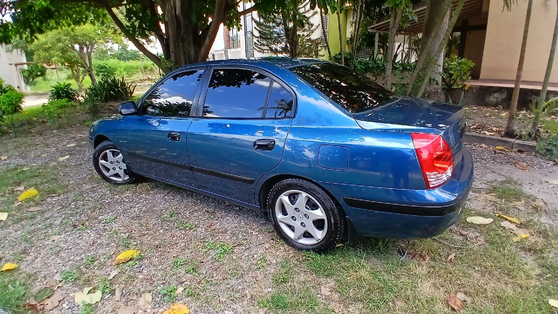 2011 Hyundai Elantra — foto 5