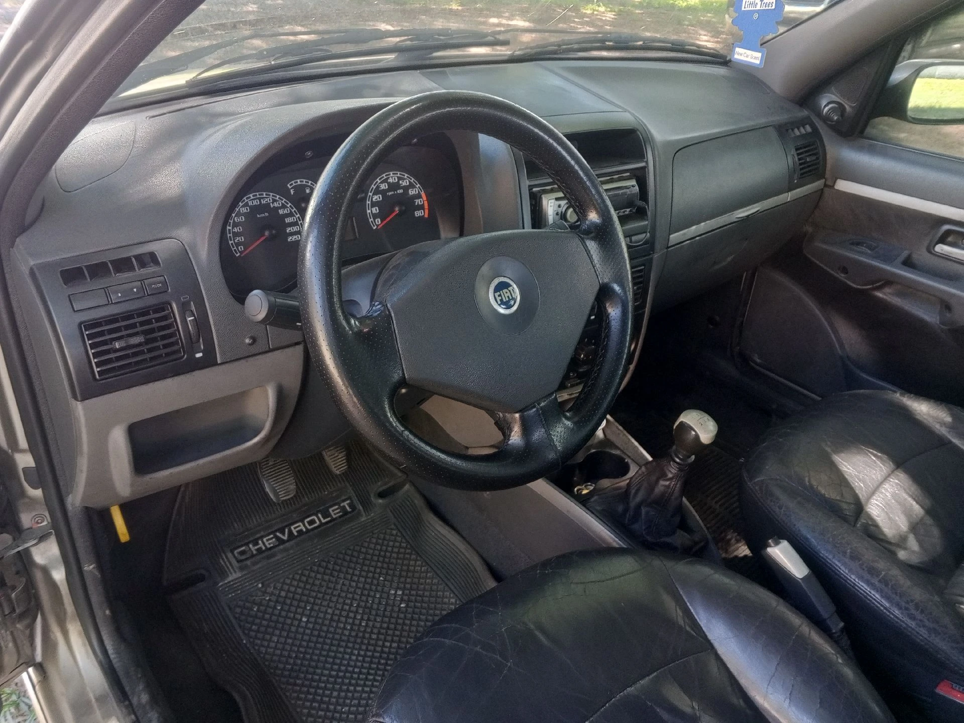 2007 Fiat Siena HLX — foto 9