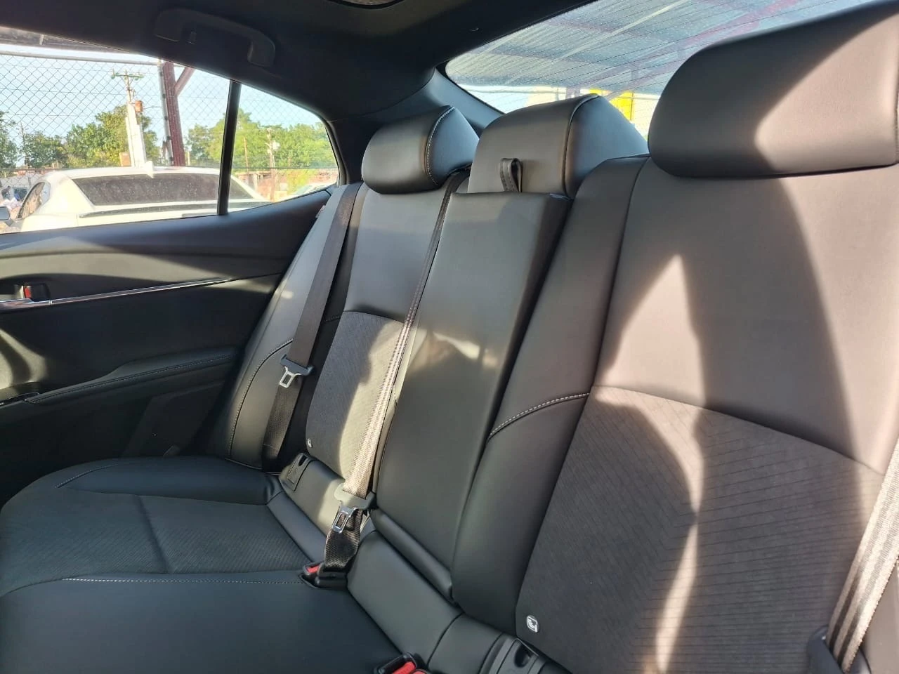 2026 Toyota Camry Sport — foto 5