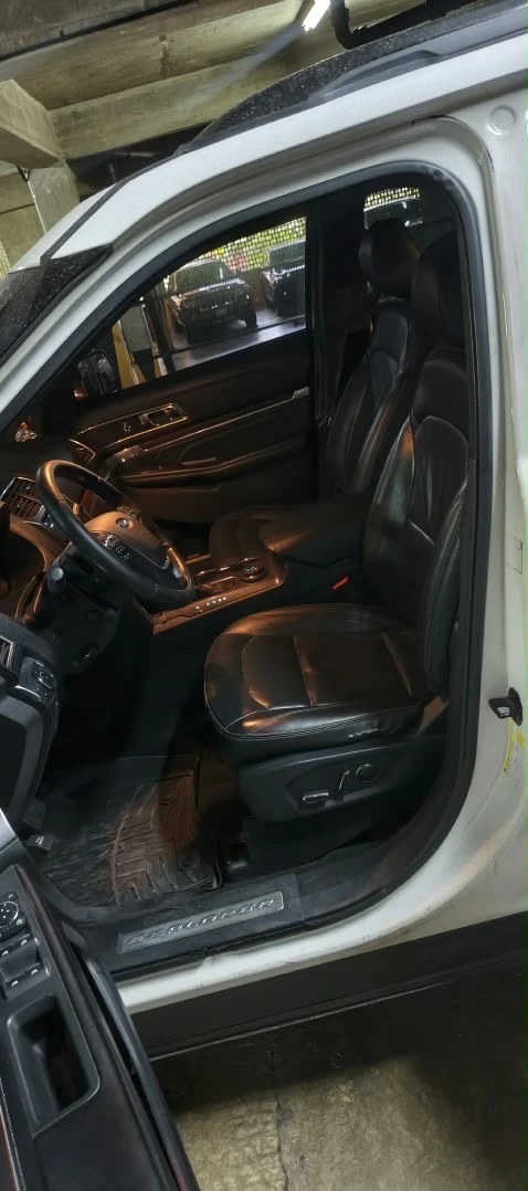 2016 Ford Explorer Sporwagon — foto 7