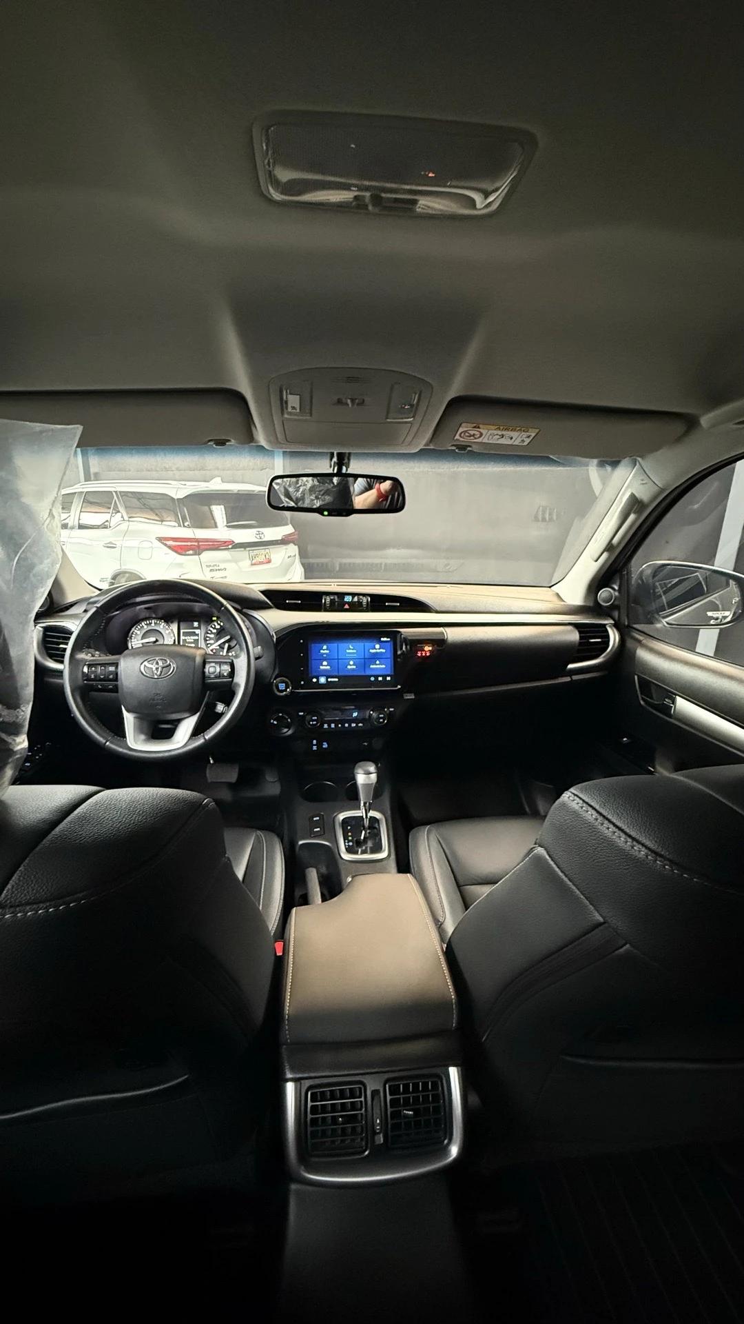 2024 Toyota Hilux SRX — foto 10