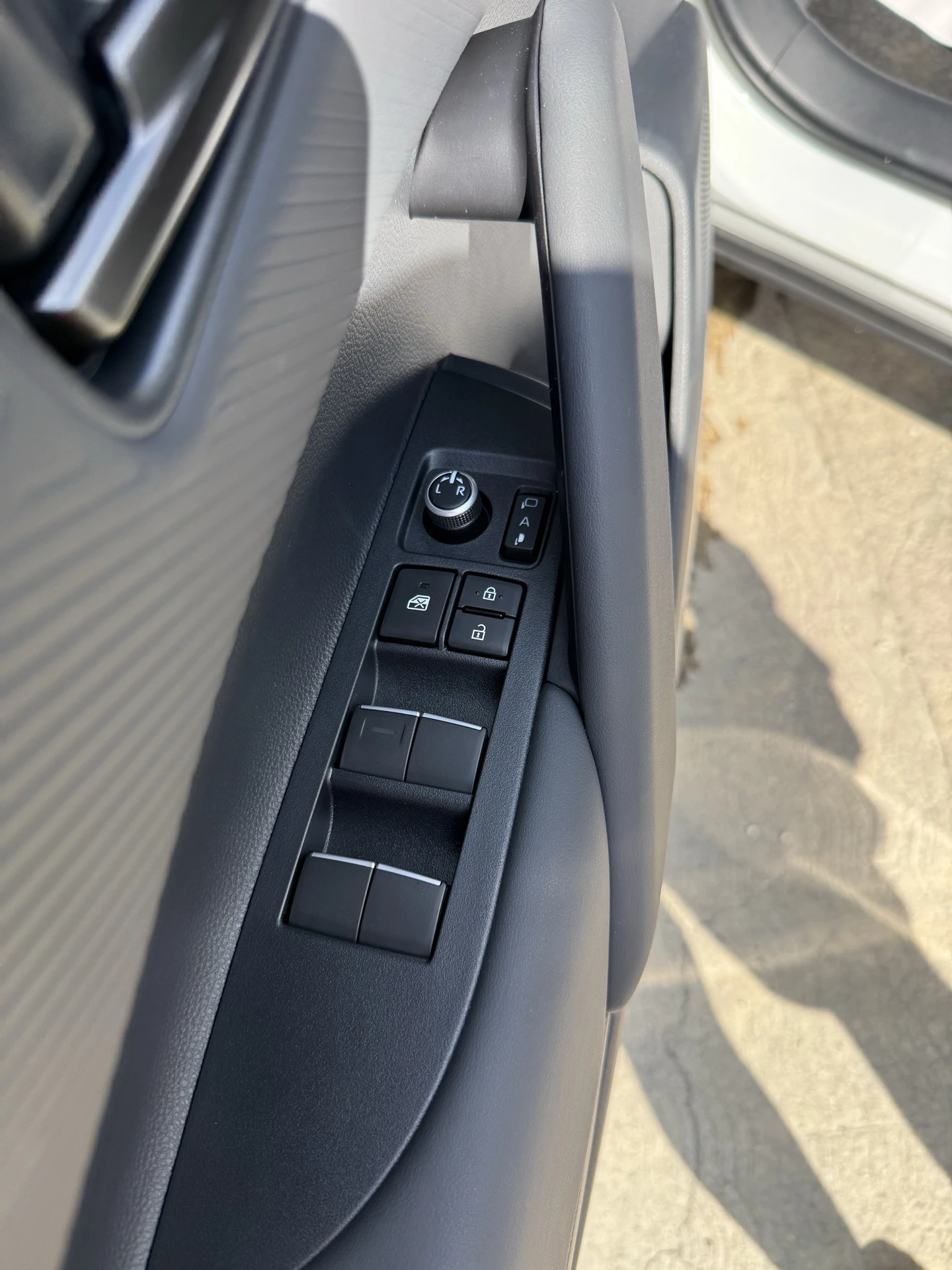 2026 Toyota Frontlander Luxury plus — foto 2