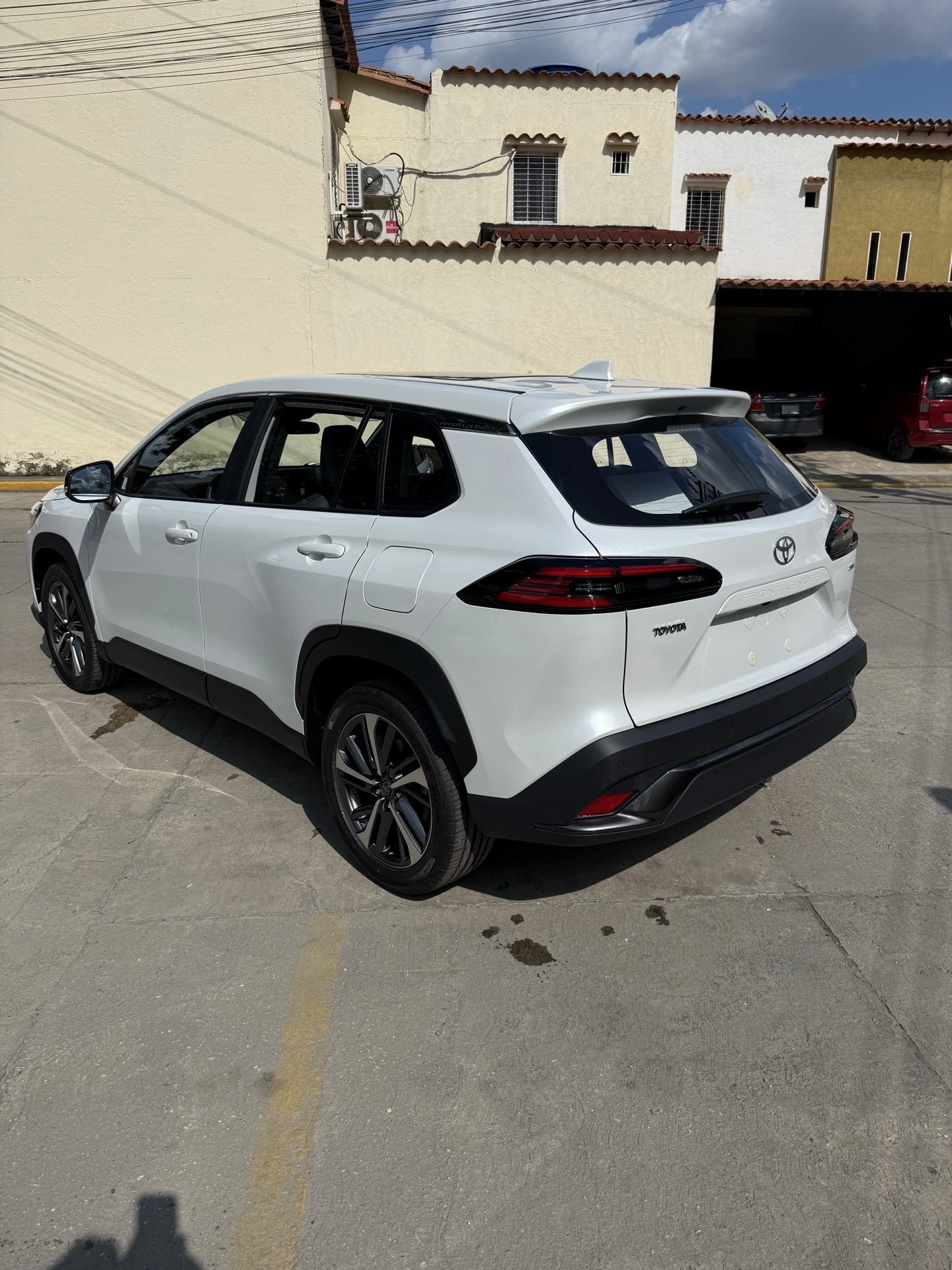 2026 Toyota Frontlander Luxury plus — foto 17