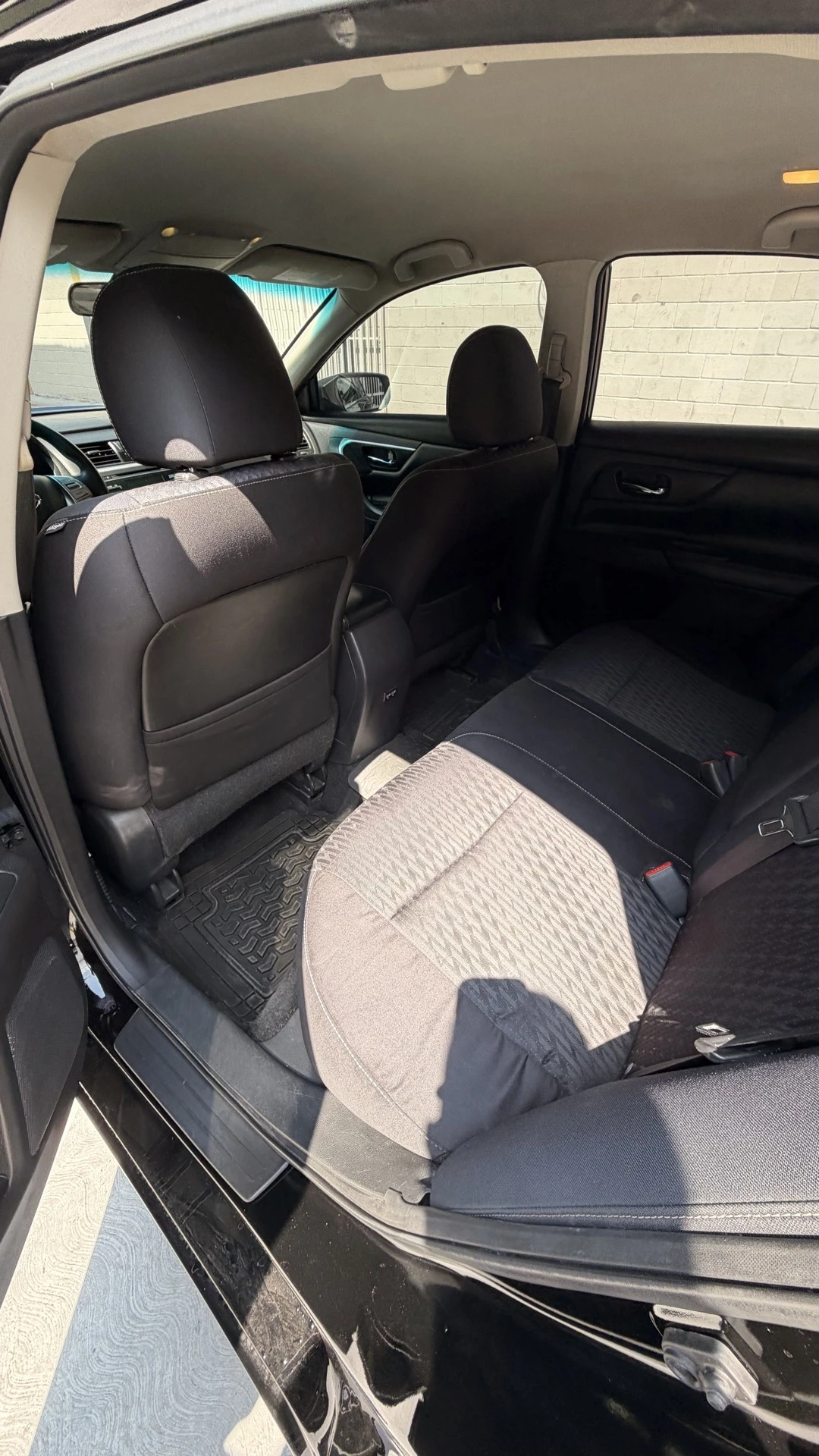 2017 Nissan Altima Sport — foto 11