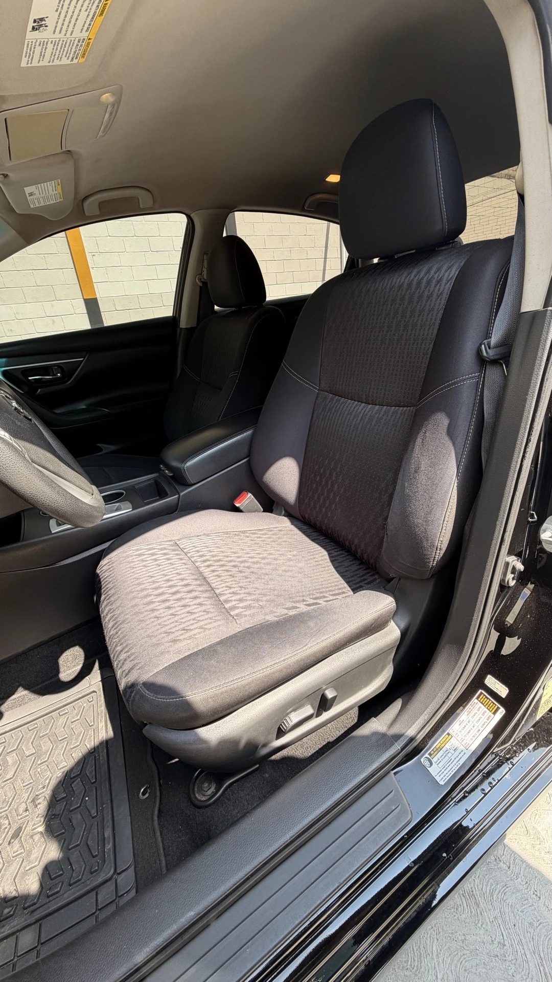 2017 Nissan Altima Sport — foto 12
