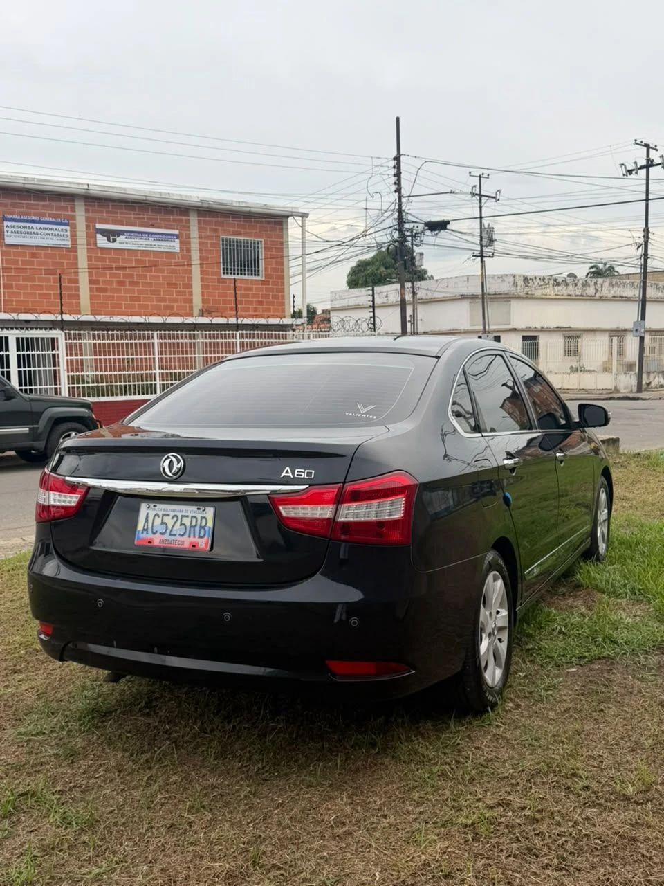 2022 Dongfeng S60 Sedan — foto 5