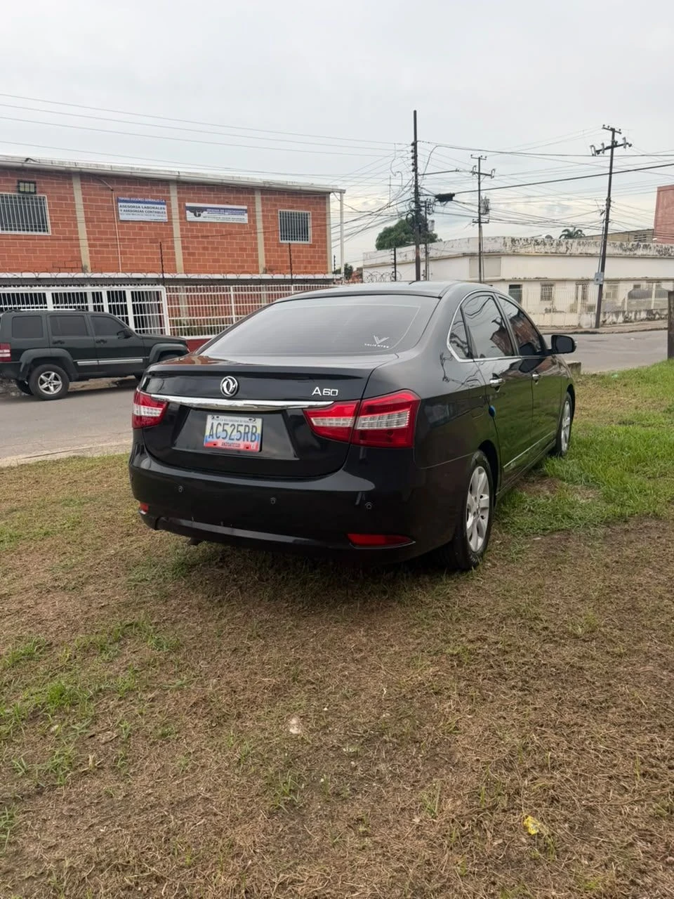2022 Dongfeng S60 Sedan — foto 7