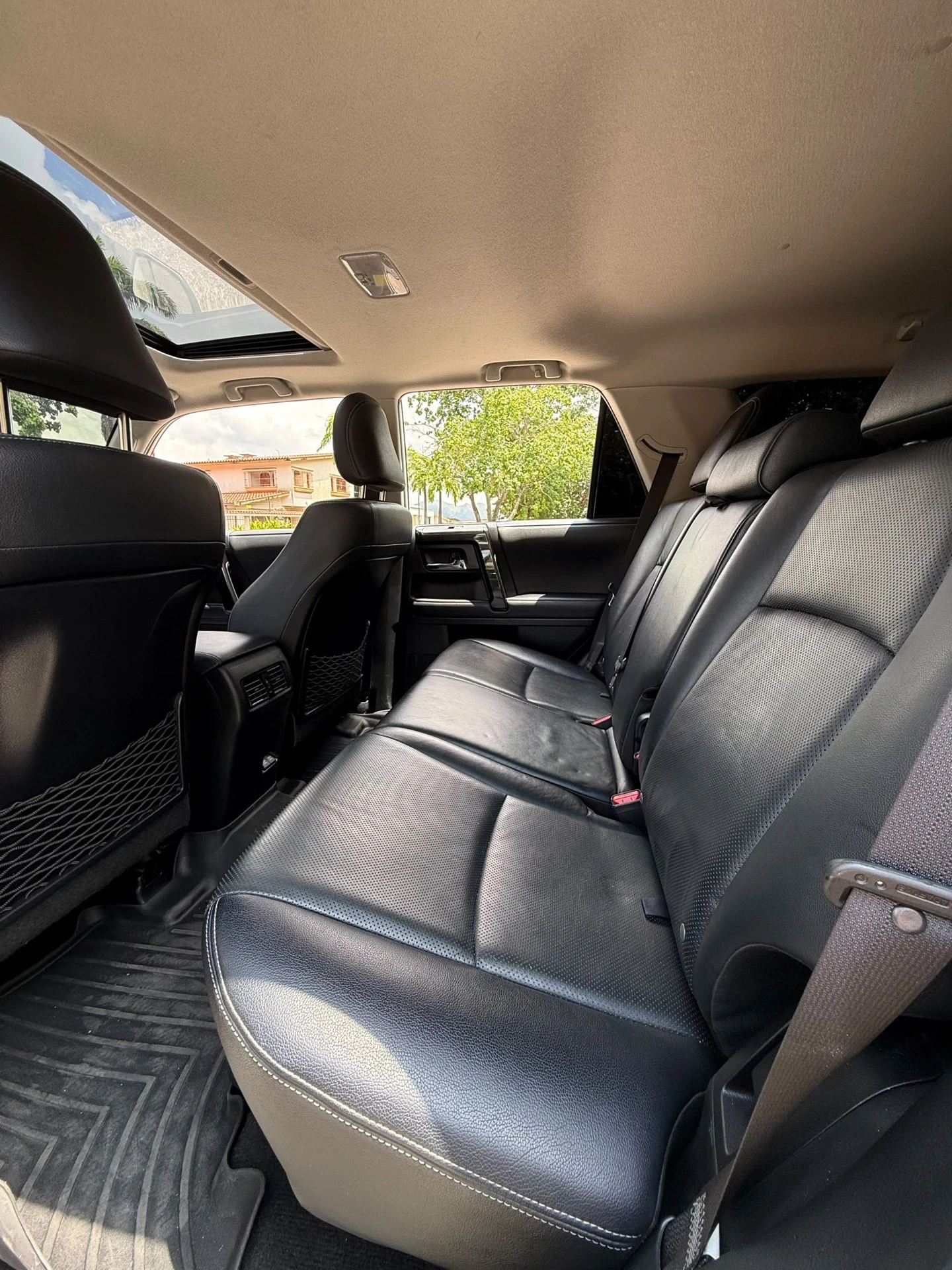 2020 Toyota 4Runner Limited night shade — foto 9