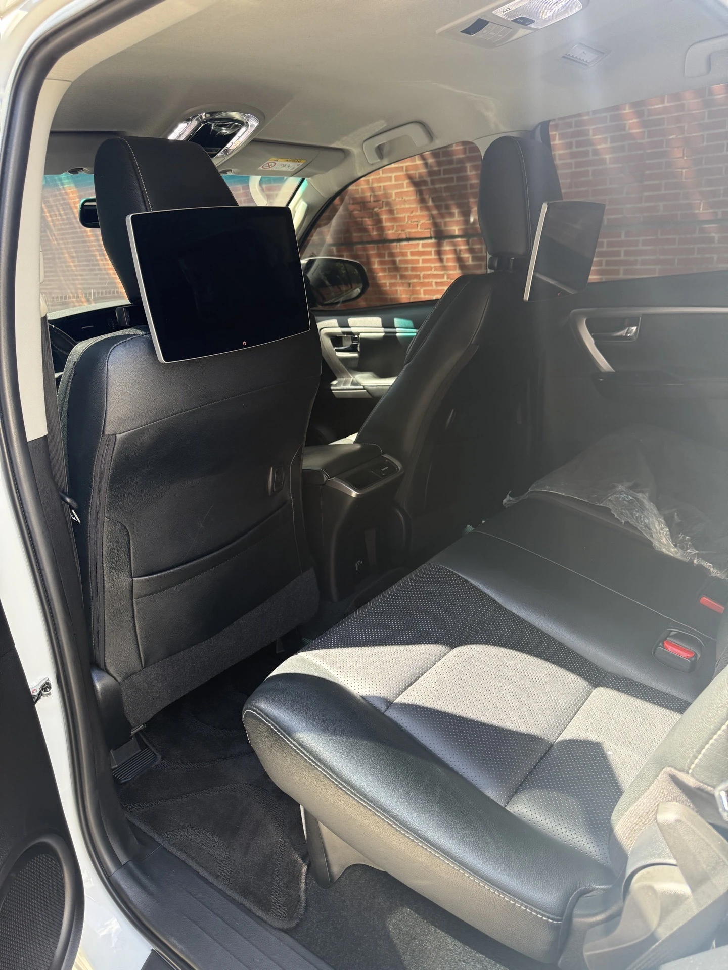 2023 Toyota Fortuner VXR — foto 6