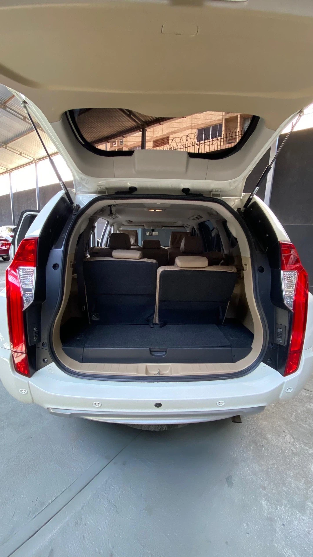 2019 Mitsubishi Montero Sport — foto 12