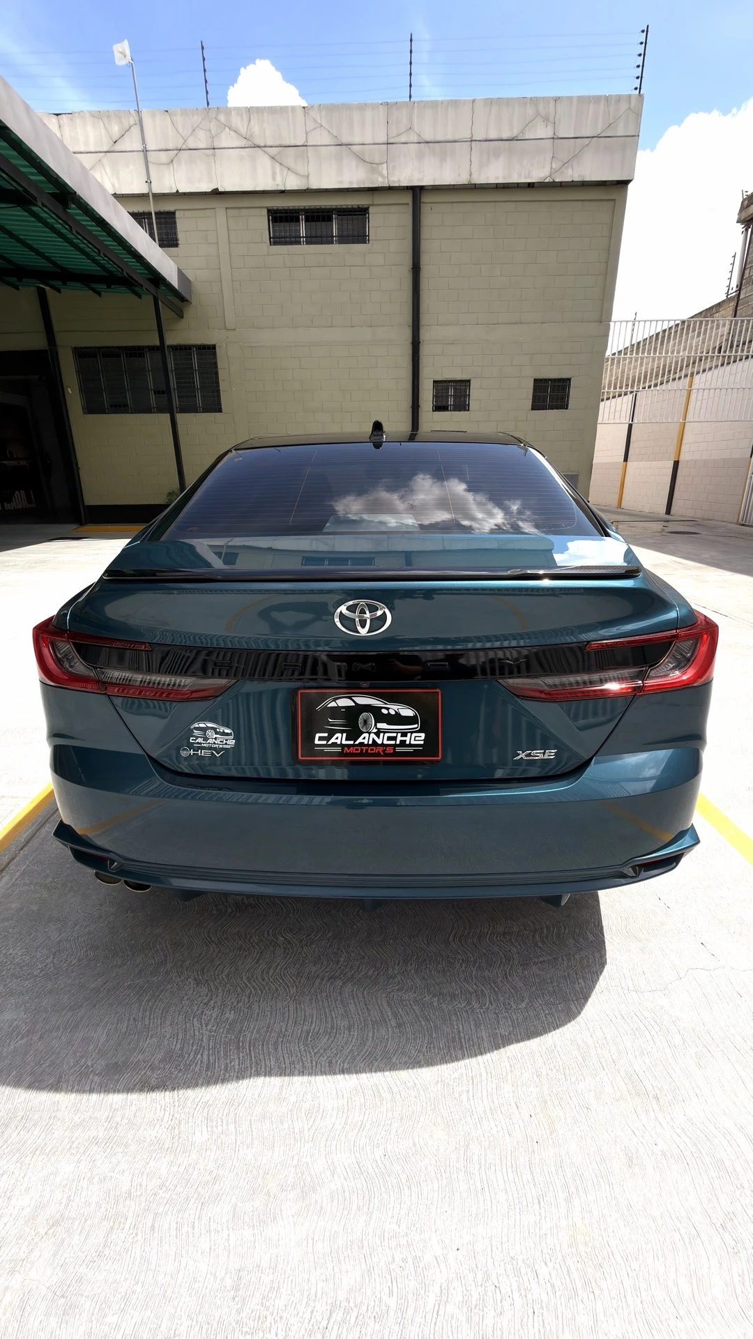 2025 Toyota Camry XSE — foto 3