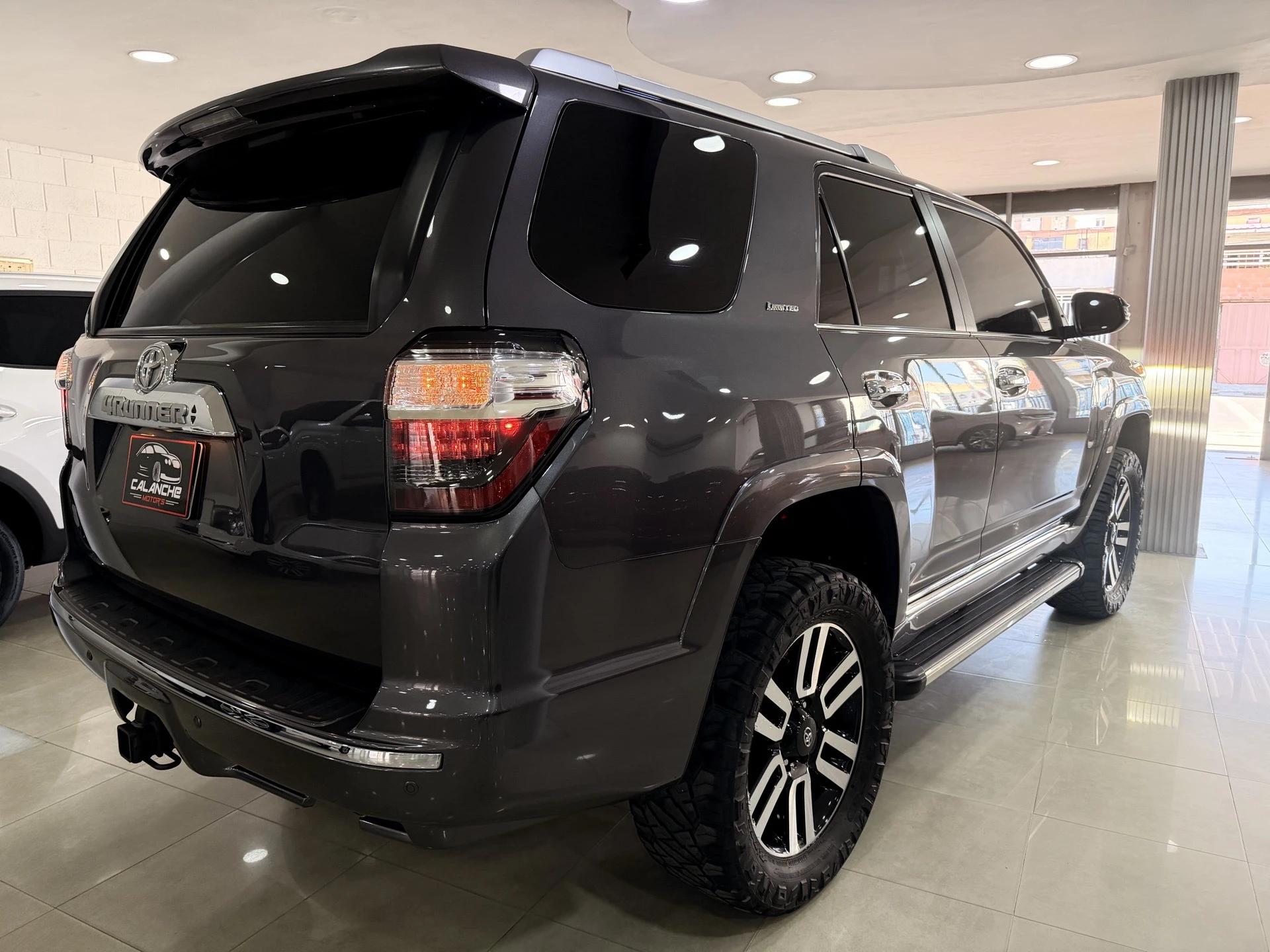 2022 Toyota 4Runner Limited — foto 4