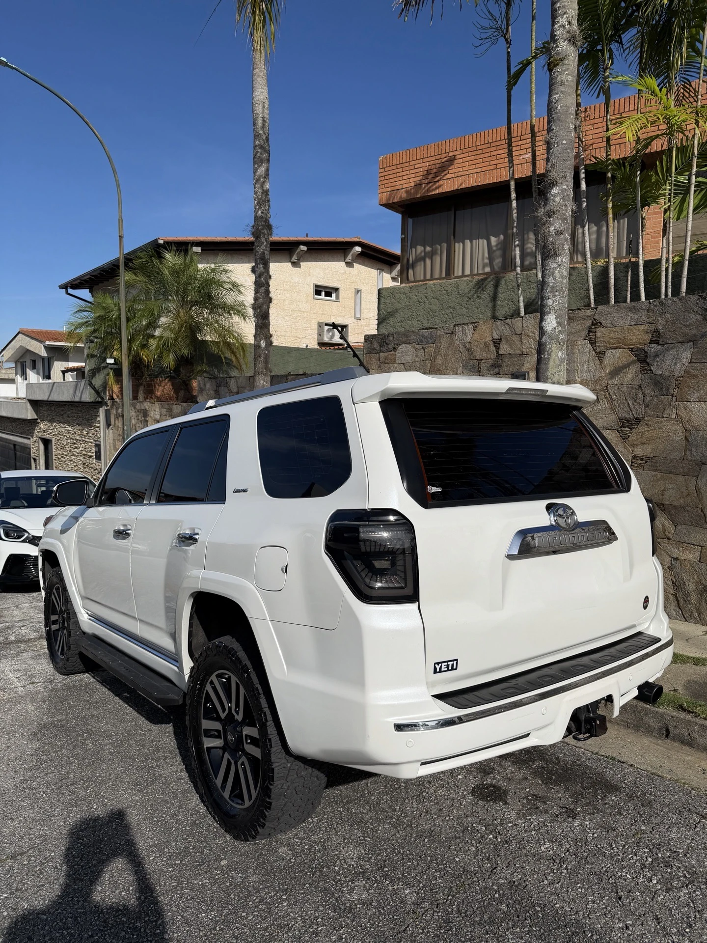2016 Toyota 4Runner Limited — foto 2