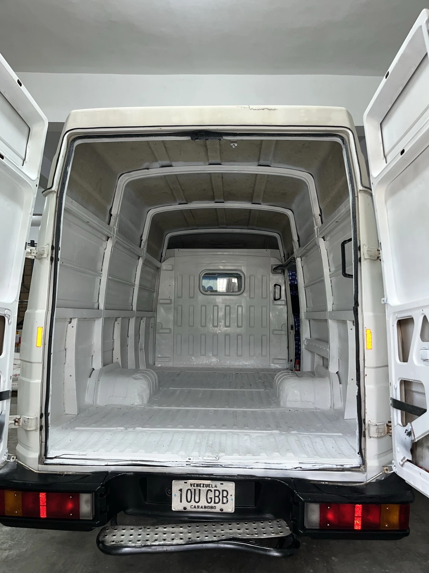 2007 Iveco Daily Furgón Panel — foto 6