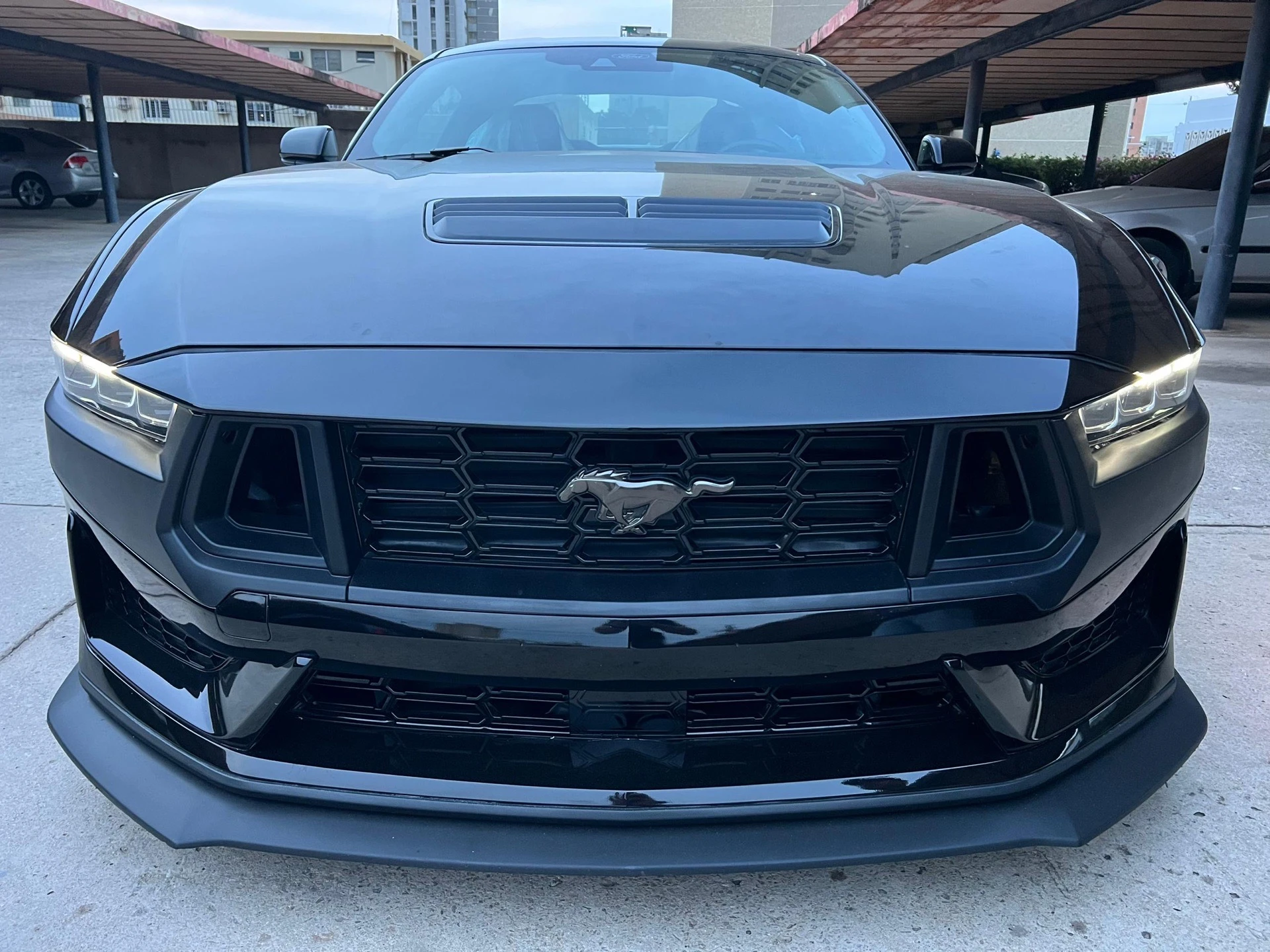2024 Ford Mustang GT 5.0L Bodykit Dark Horse — foto 2