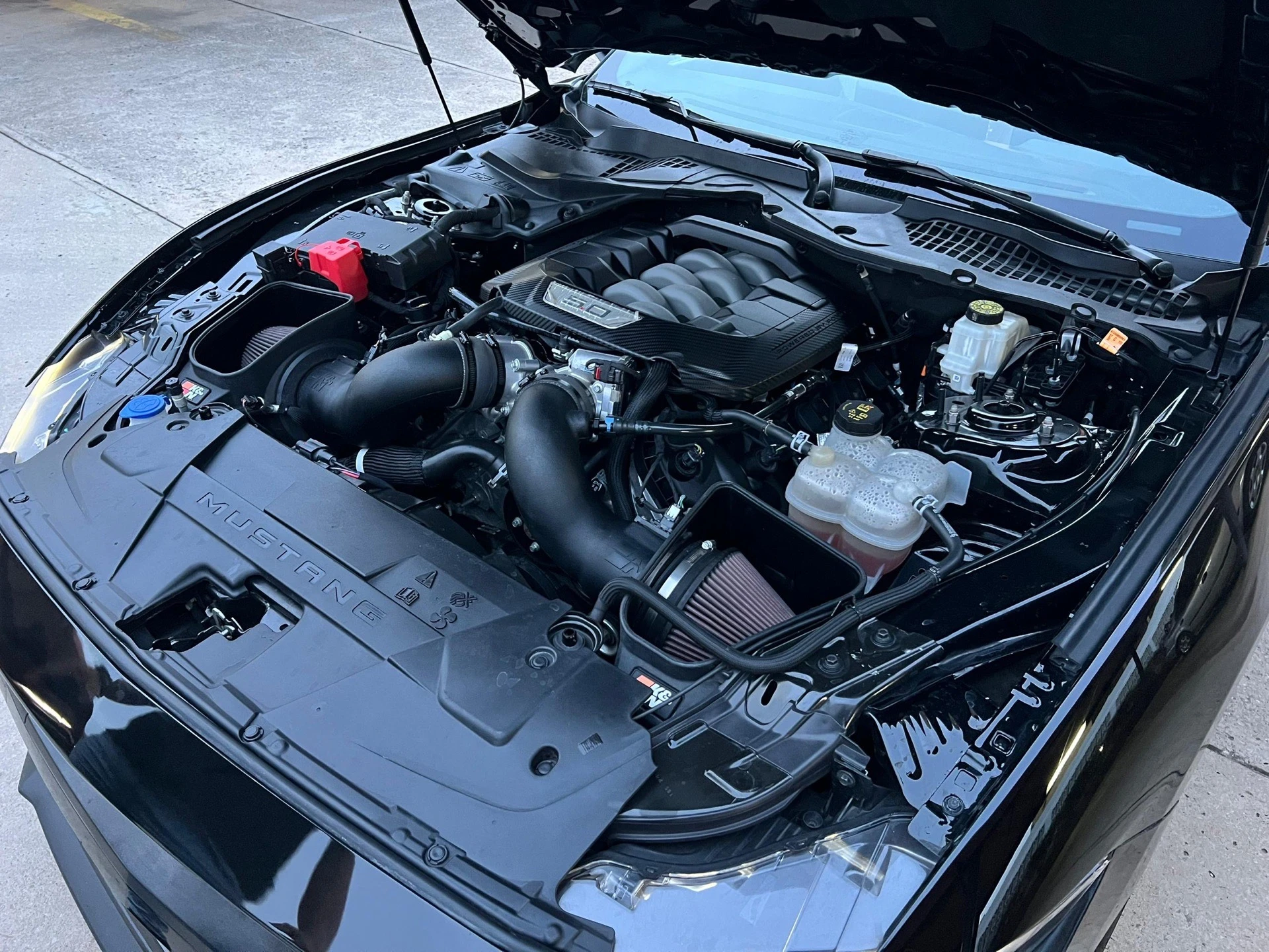 2024 Ford Mustang GT 5.0L Bodykit Dark Horse — foto 8