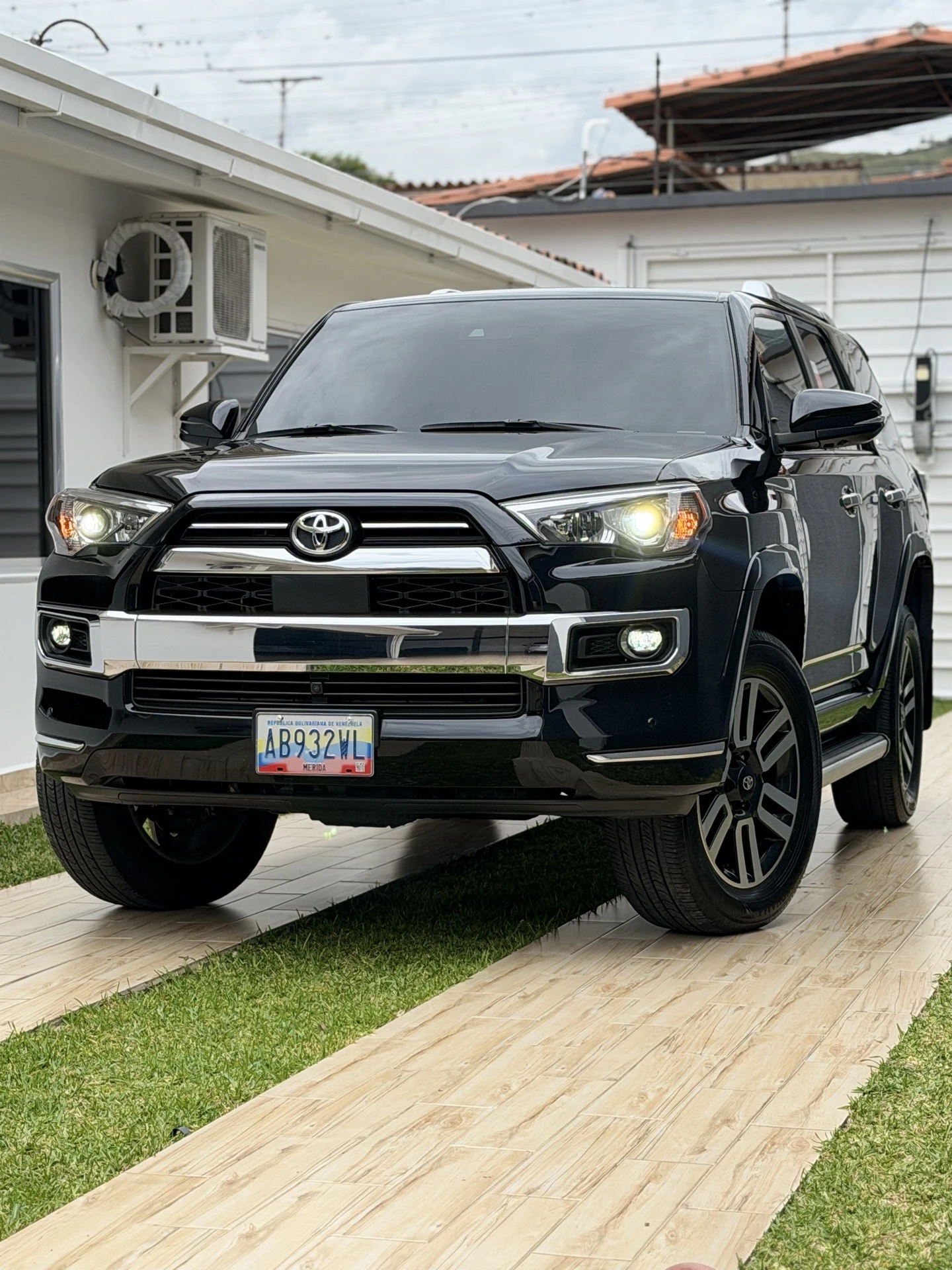 2023 Toyota 4Runner LIMITED — foto 2
