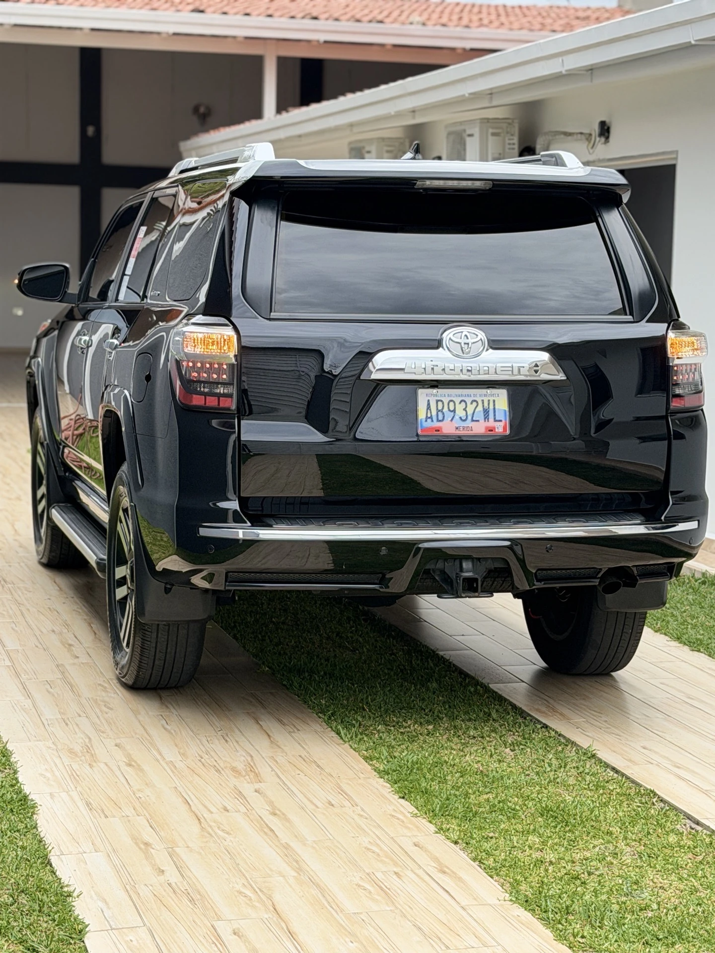 2023 Toyota 4Runner LIMITED — foto 4