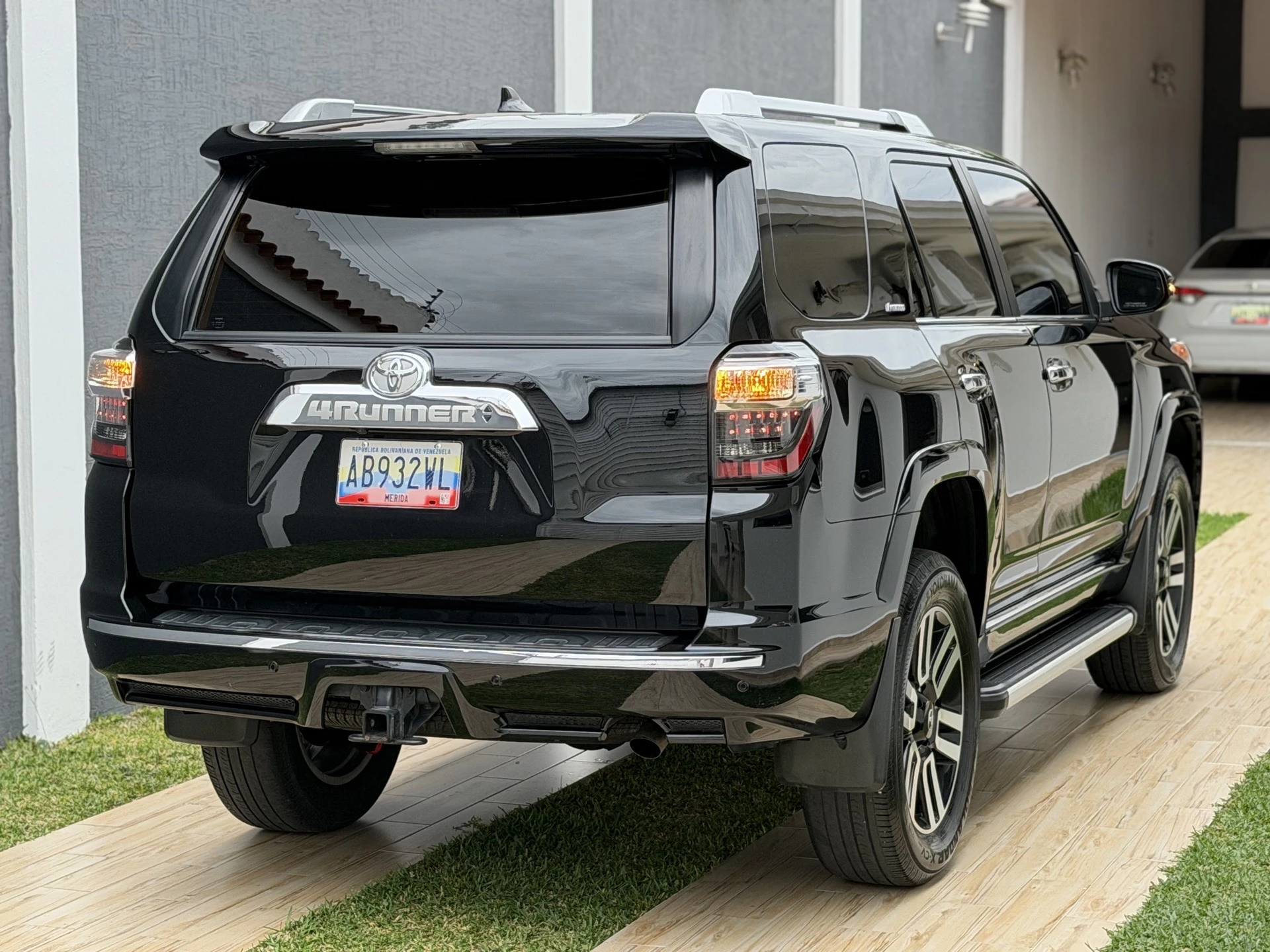 2023 Toyota 4Runner LIMITED — foto 6
