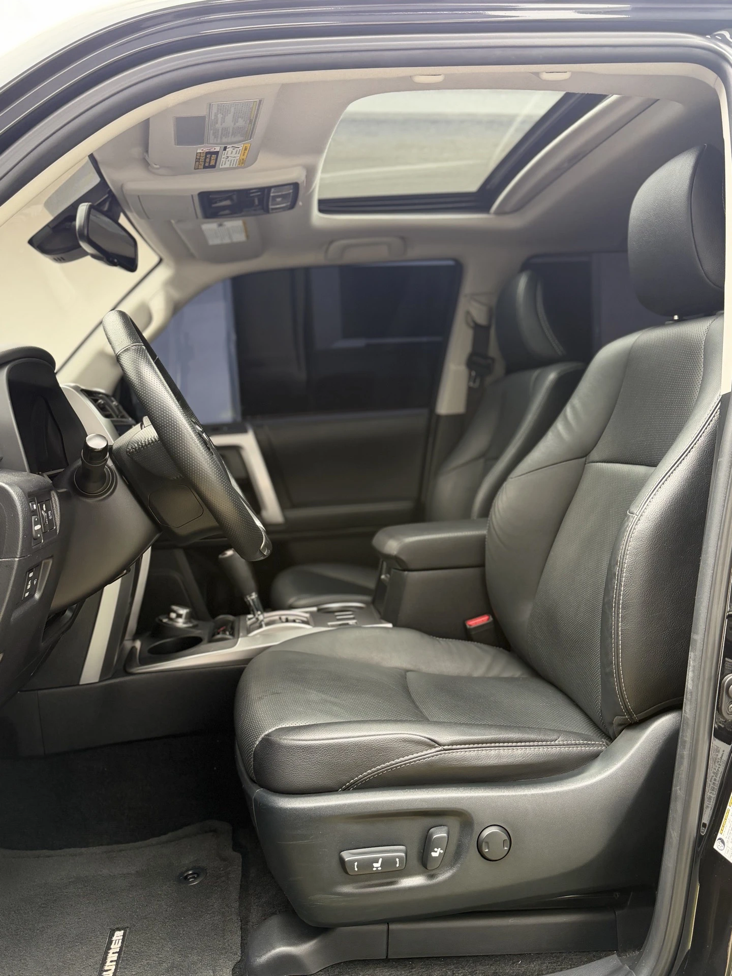 2023 Toyota 4Runner LIMITED — foto 12