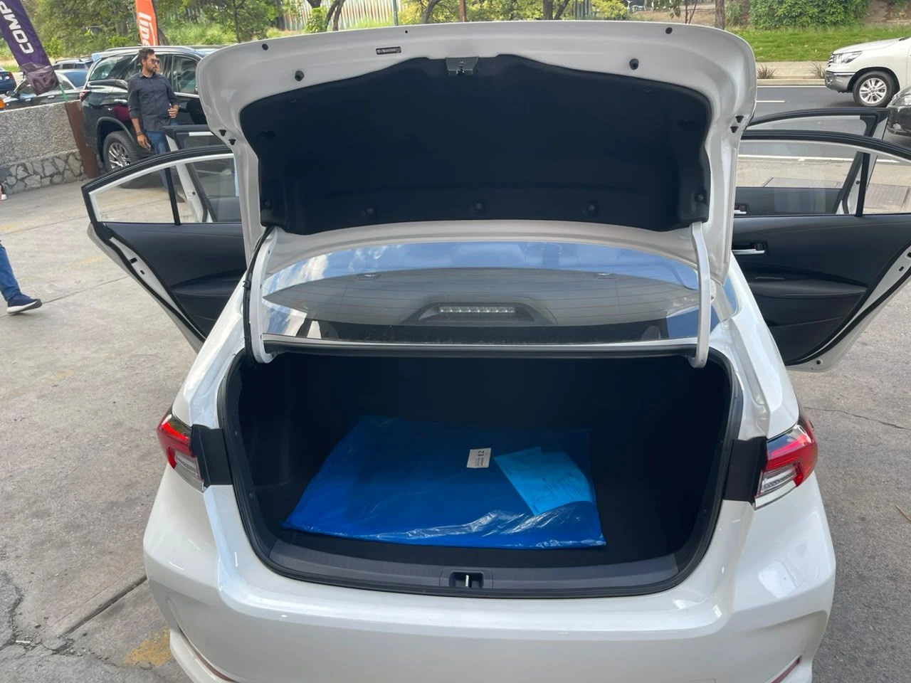 2025 Toyota Corolla HEV — foto 9