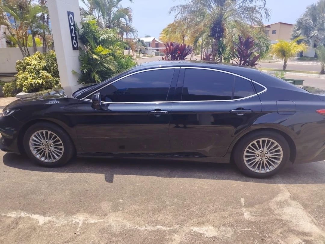 2025 Toyota Camry 2.0 — foto 7