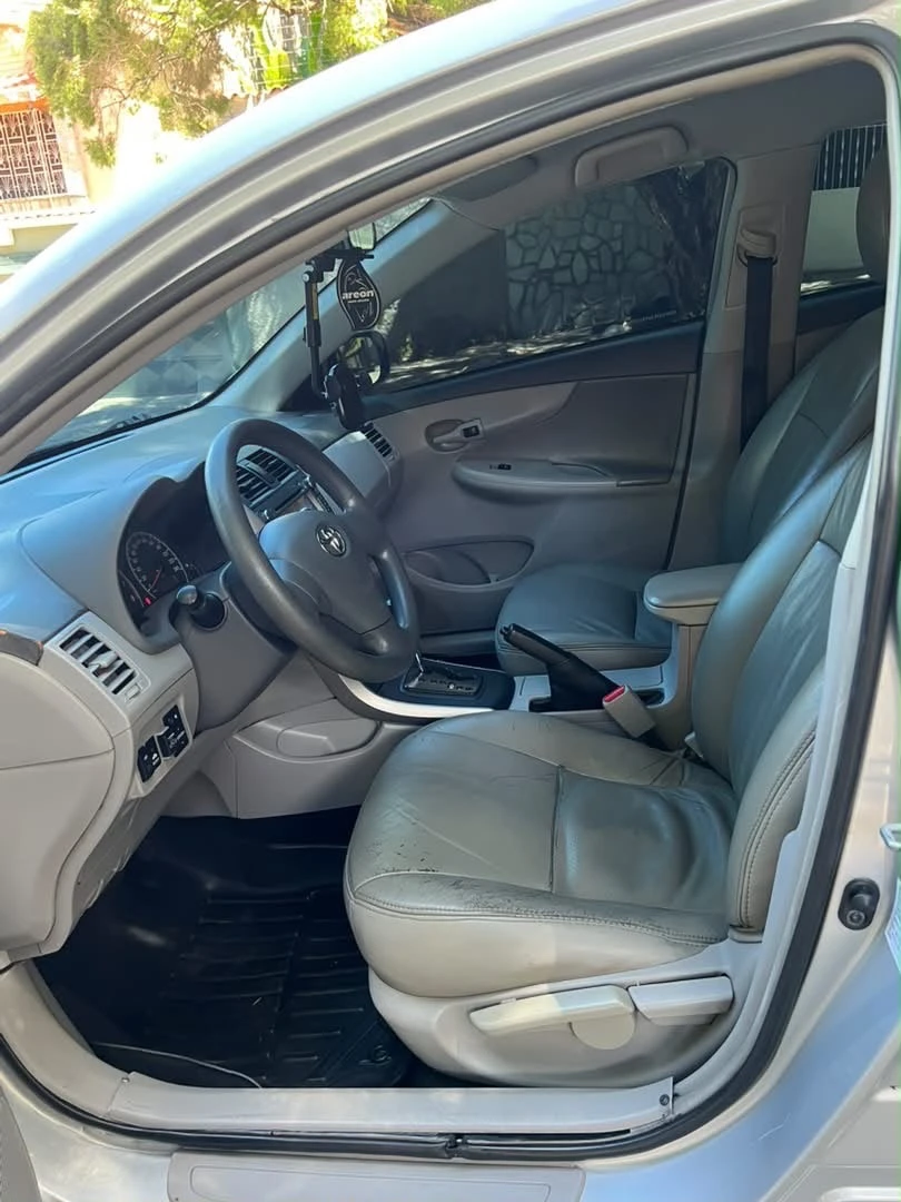2011 Toyota Corolla XEI — foto 5