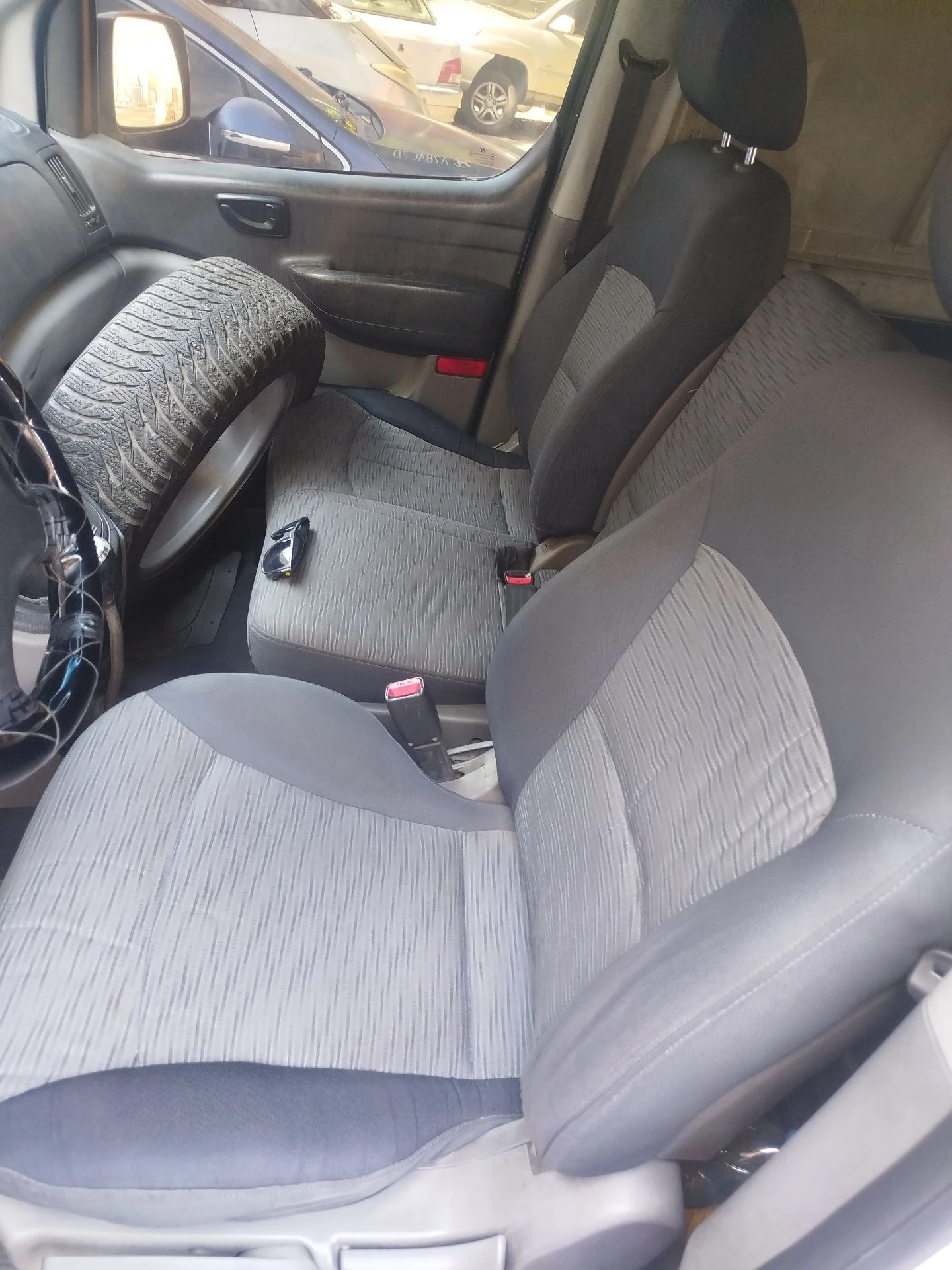 2008 Hyundai H1 LE — foto 9