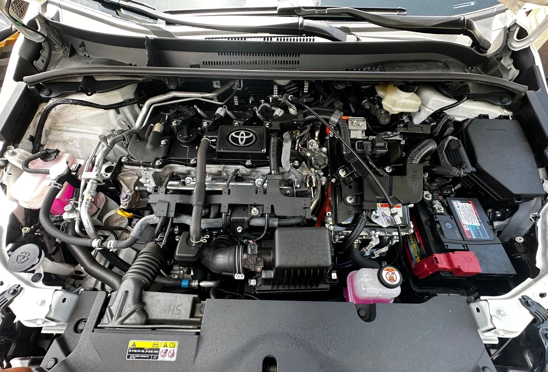 2025 Toyota Corolla HEV — foto 6