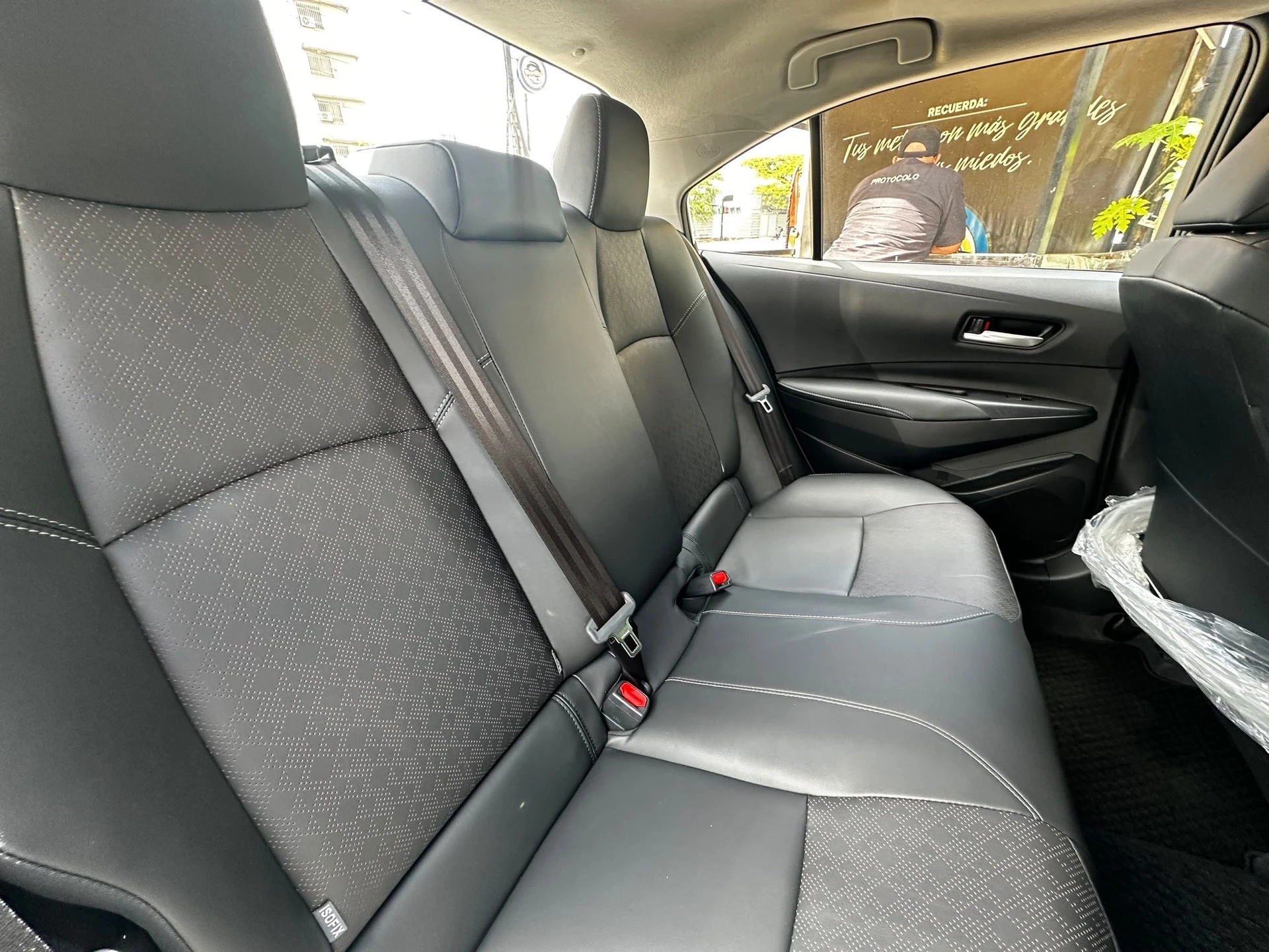 2025 Toyota Corolla HEV — foto 7