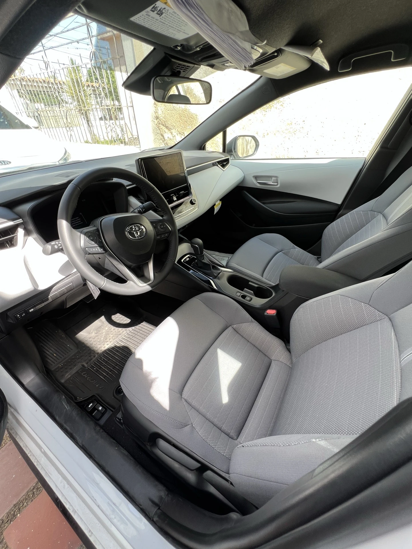2026 Toyota Corolla SE — foto 4
