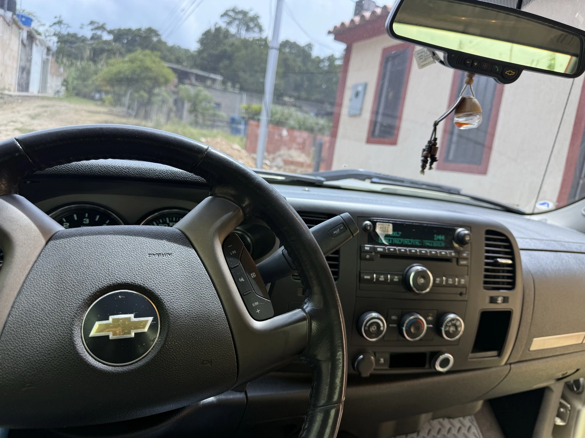 2011 Chevrolet Silverado LT — foto 7