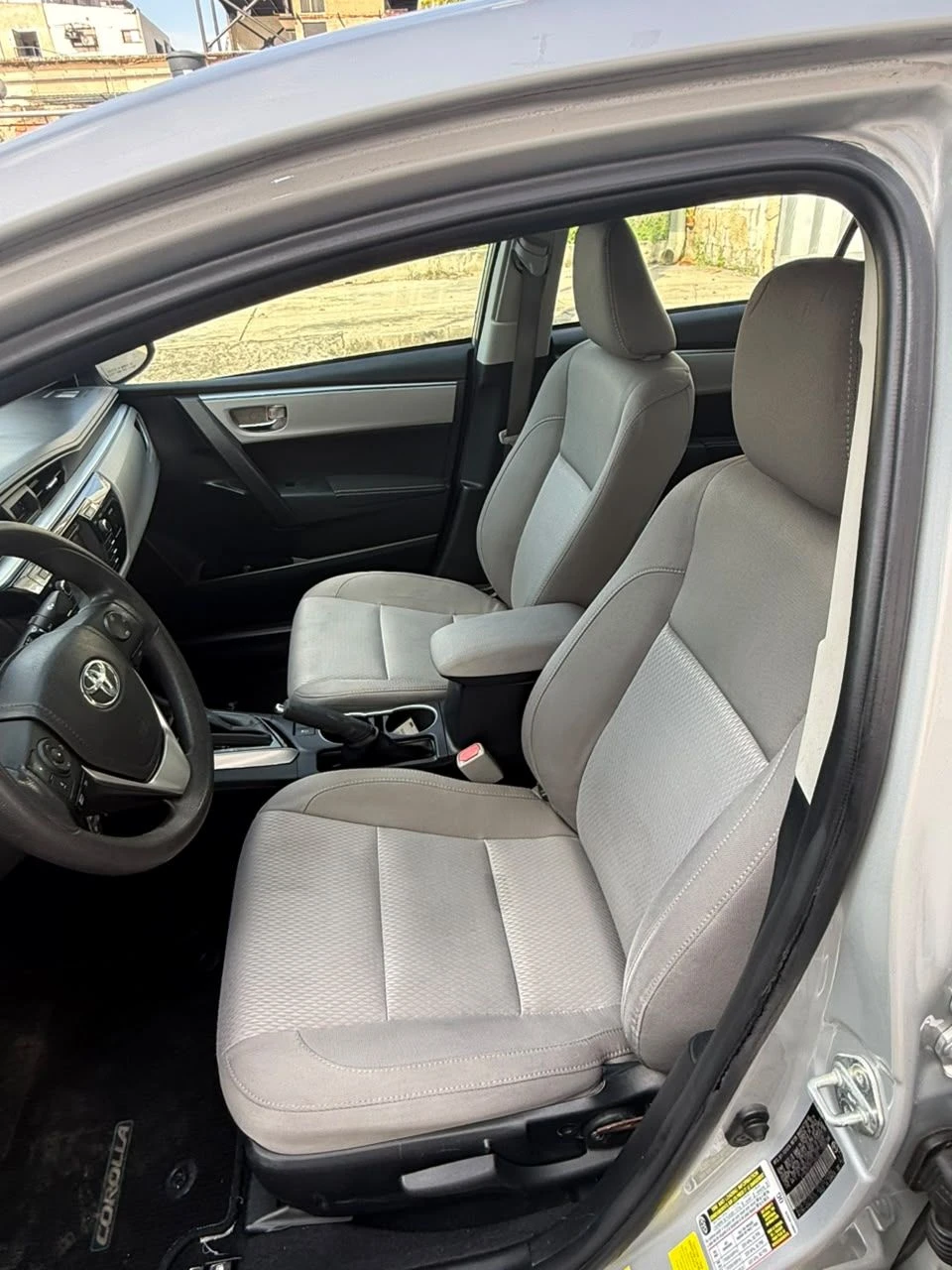 2015 Toyota Corolla Sedan — foto 7