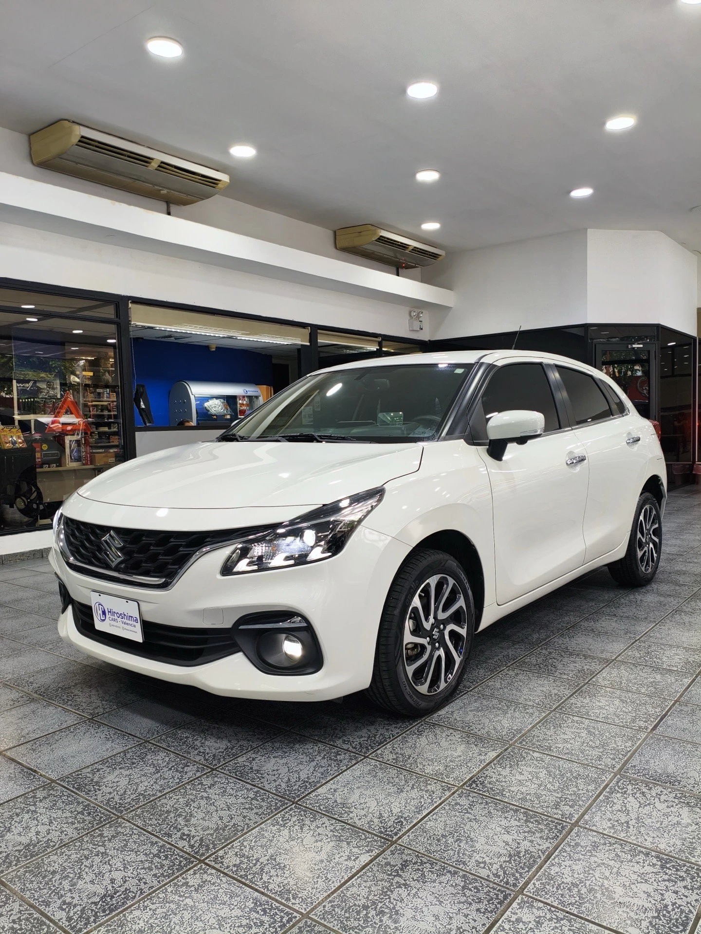 2025 Suzuki Baleno GLX — foto 2