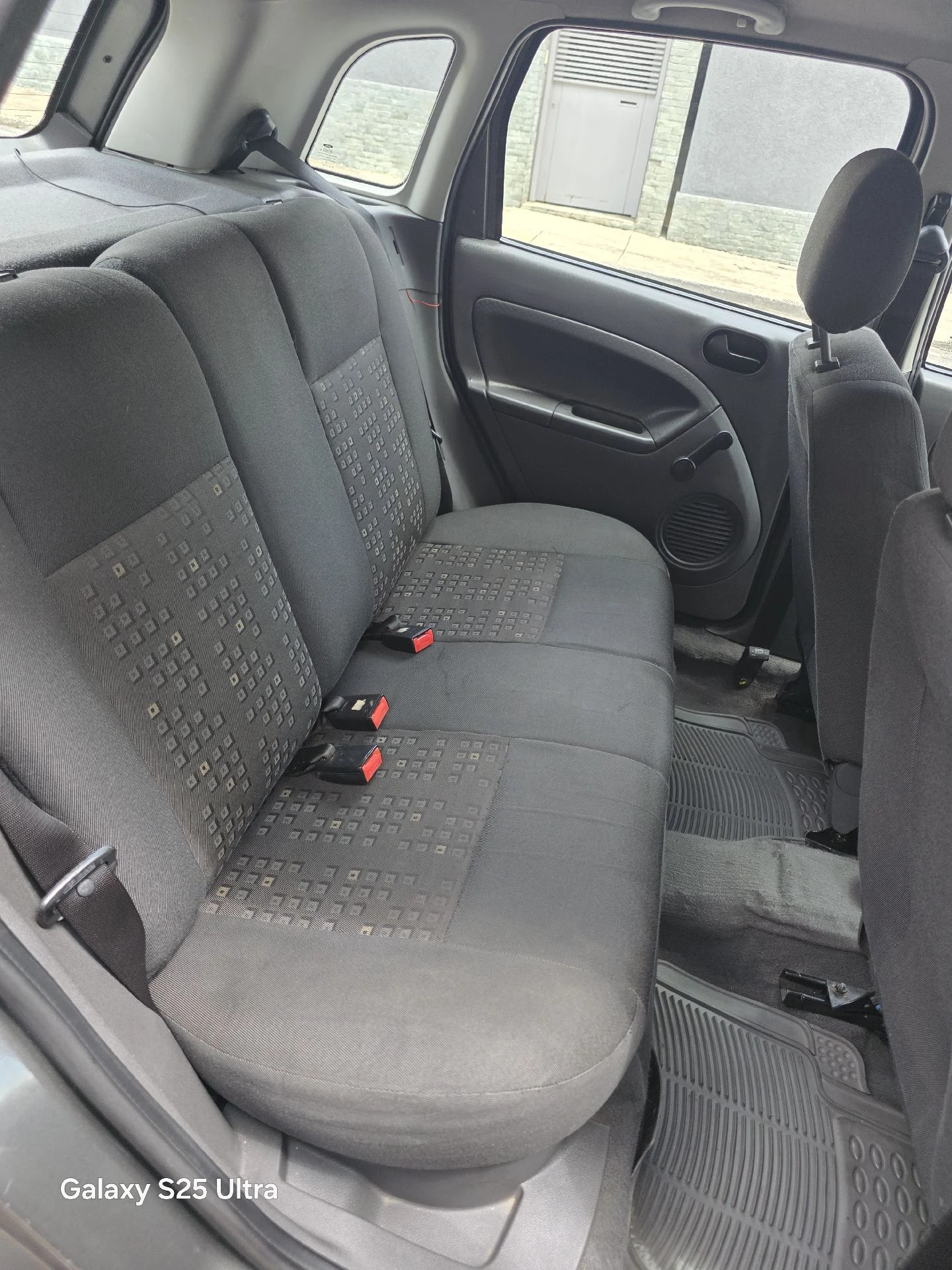 2006 Ford Fiesta Power — foto 11