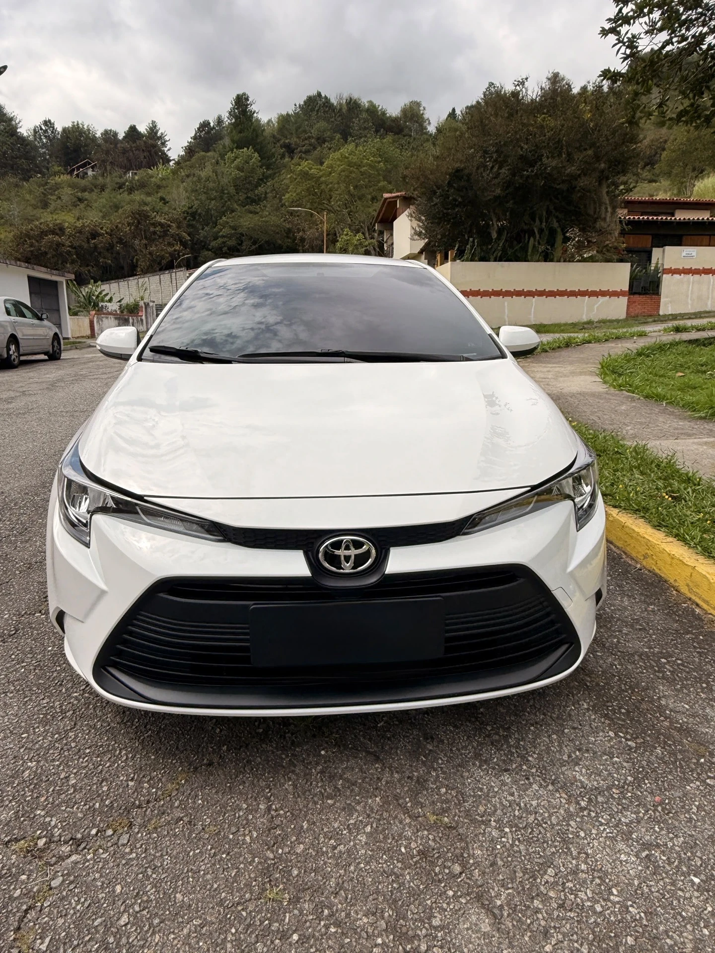 2025 Toyota Corolla — foto 2