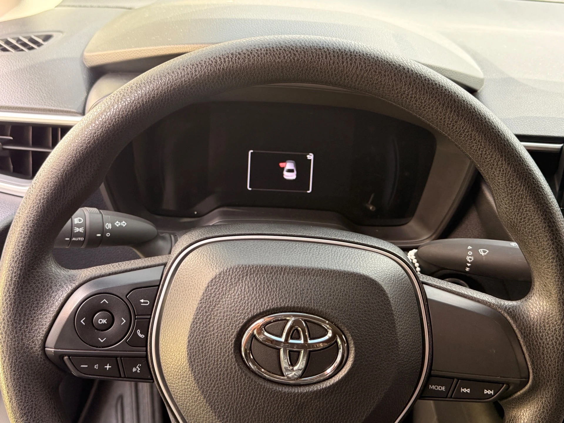 2025 Toyota Corolla — foto 13