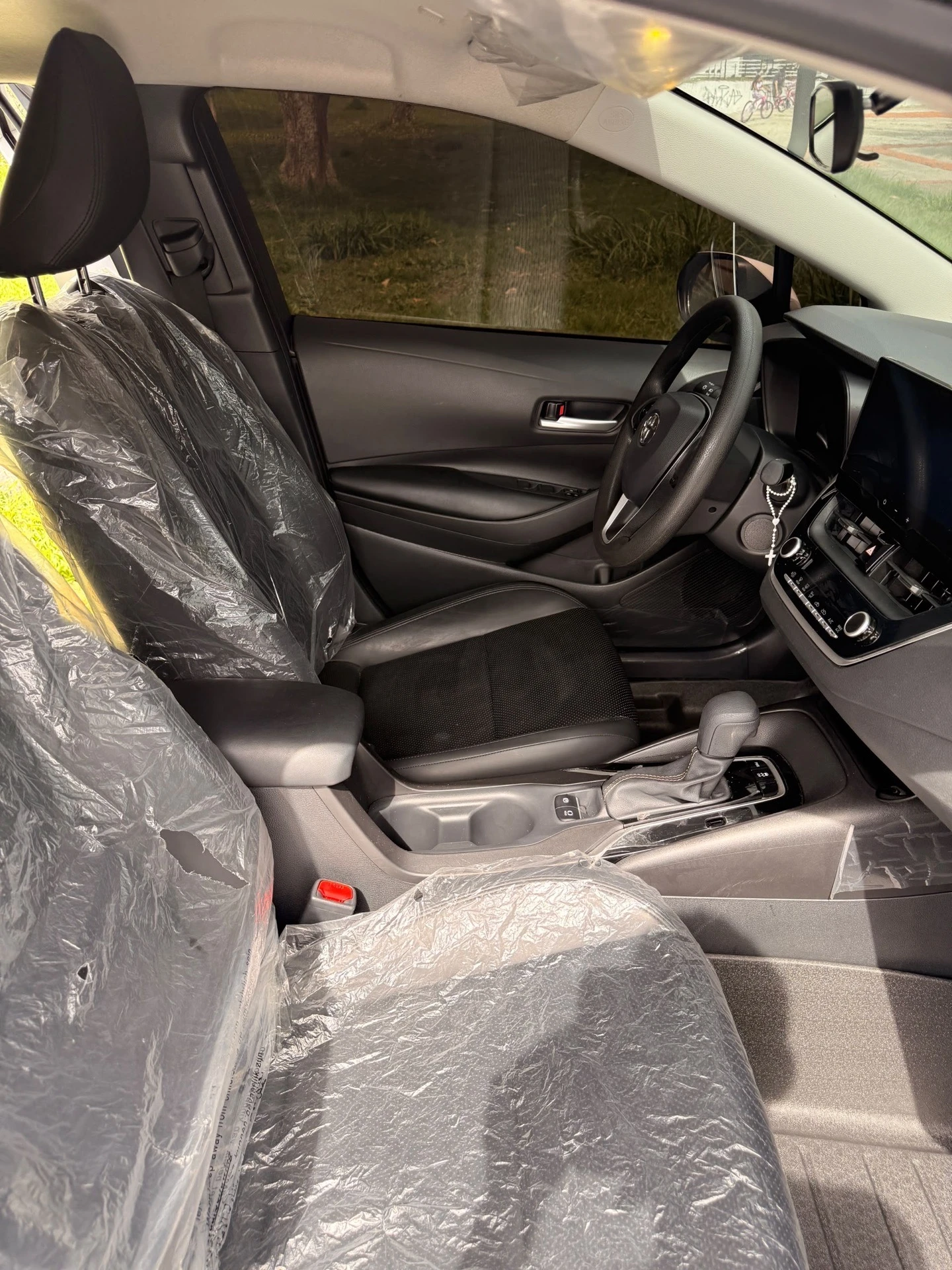 2025 Toyota Corolla — foto 18