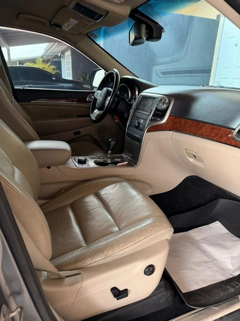 2011 Jeep Cherokee Limited — foto 2