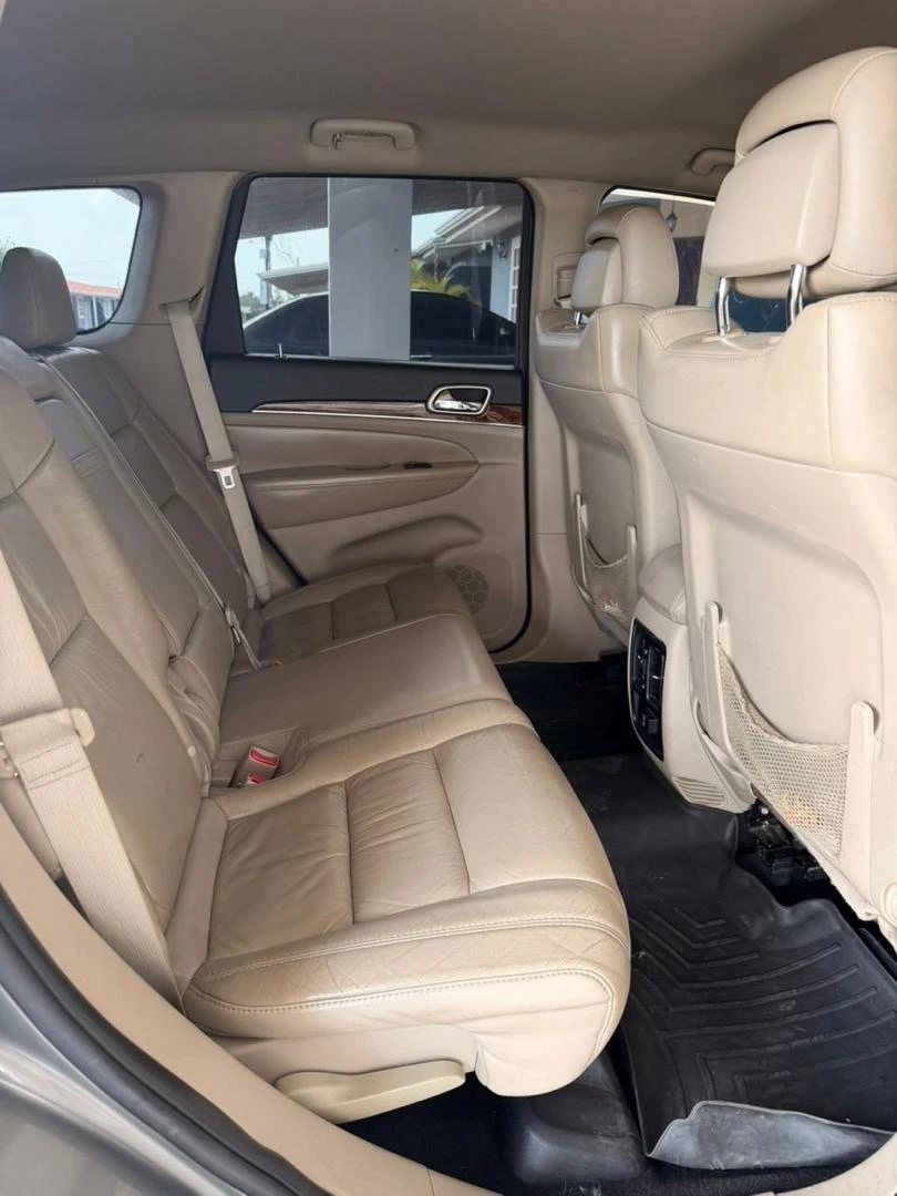 2011 Jeep Cherokee Limited — foto 6
