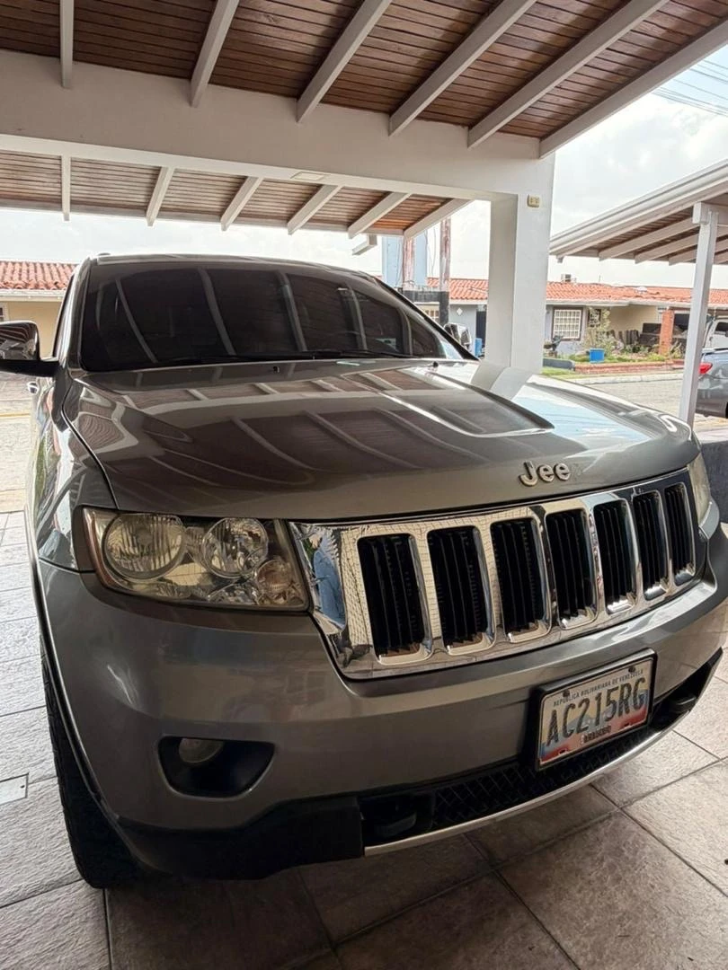 2011 Jeep Cherokee Limited — foto 5