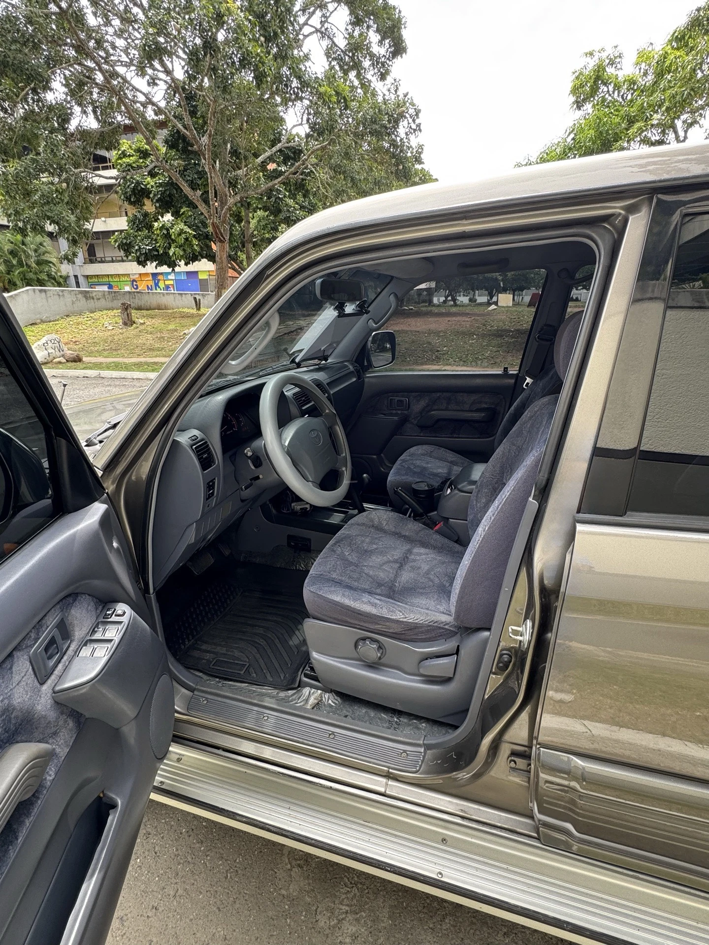 2003 Toyota Land Cruiser Prado VX — foto 11
