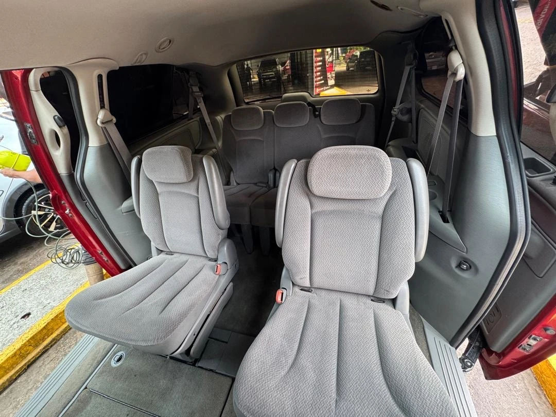2006 Chrysler Town and Country LX — foto 5
