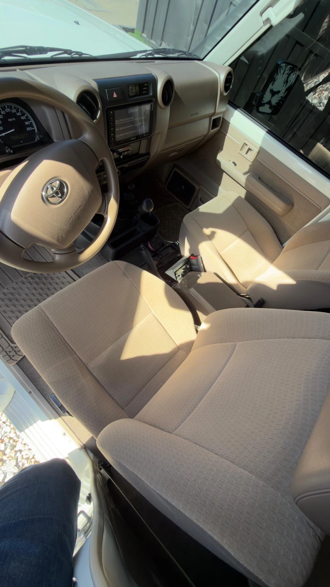 2019 Toyota Macho LE — foto 6