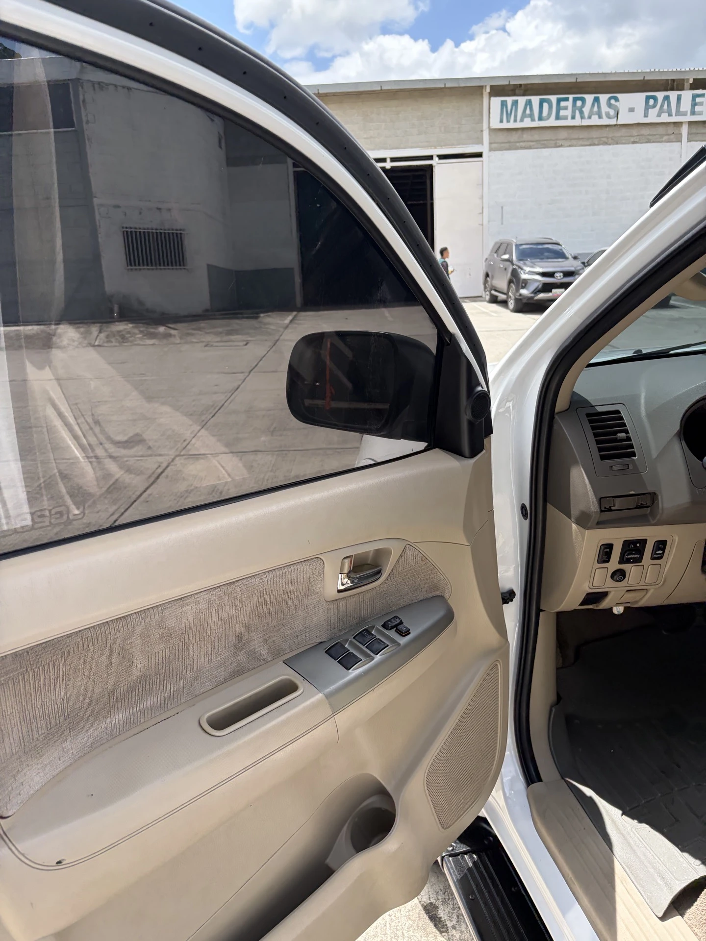 2008 Toyota Fortuner 4x4 — photo 5