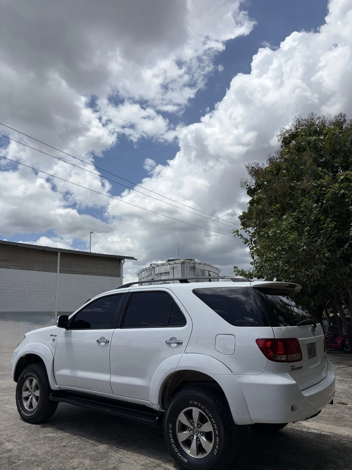 2008 Toyota Fortuner 4x4 — photo 11