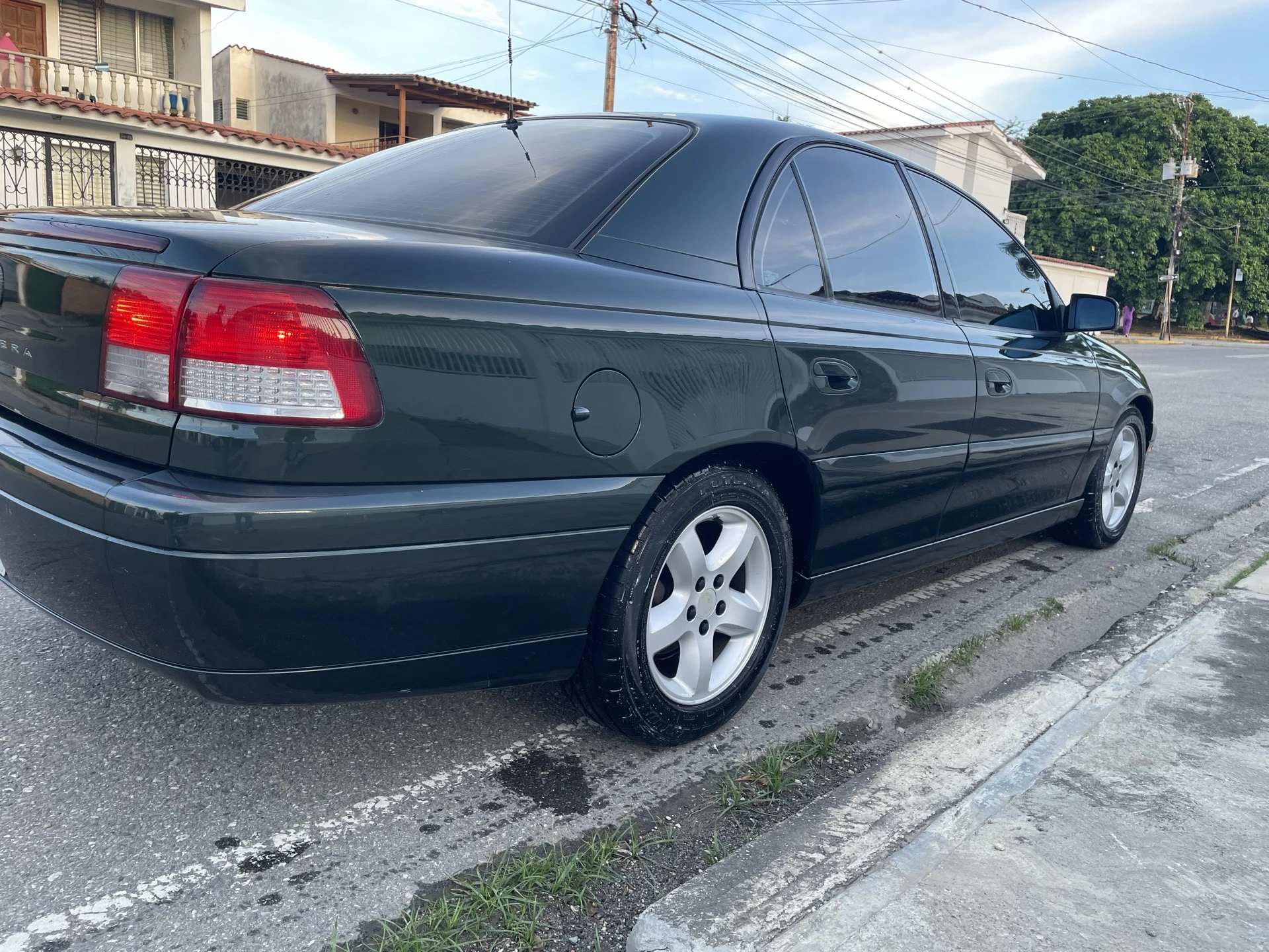 2000 Cadillac Catera LX — foto 11
